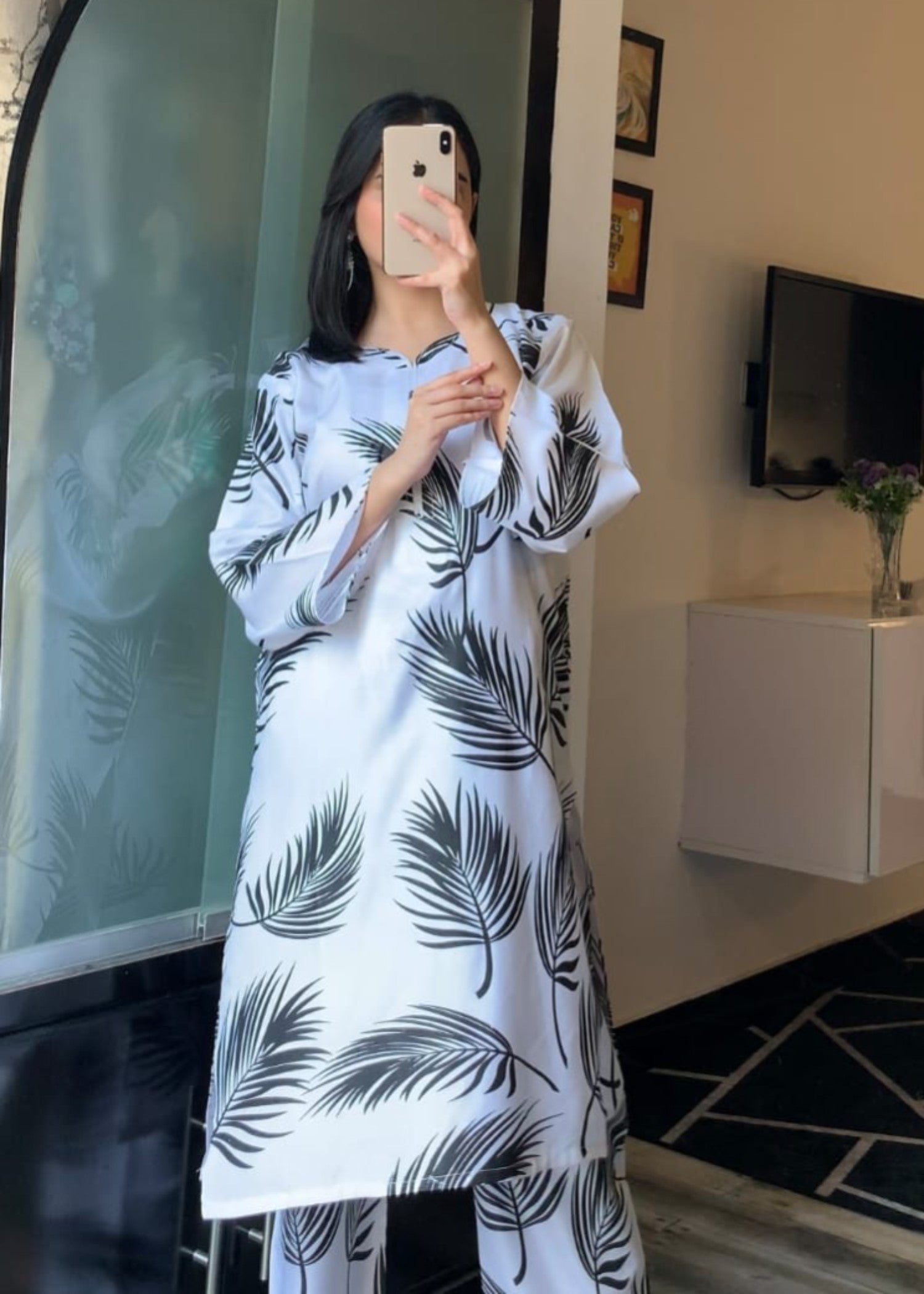 Anabya Garments BigWhiteLeaf Women 2pcs