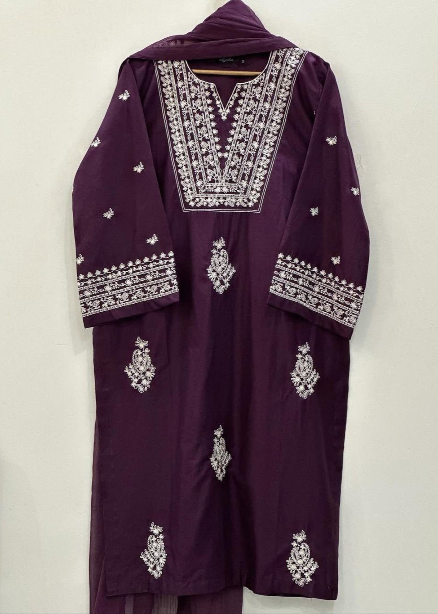 Shehroz Fashion PURPLE DAZAL EMBROIDERY LAWN DRESS Women 3pcs
