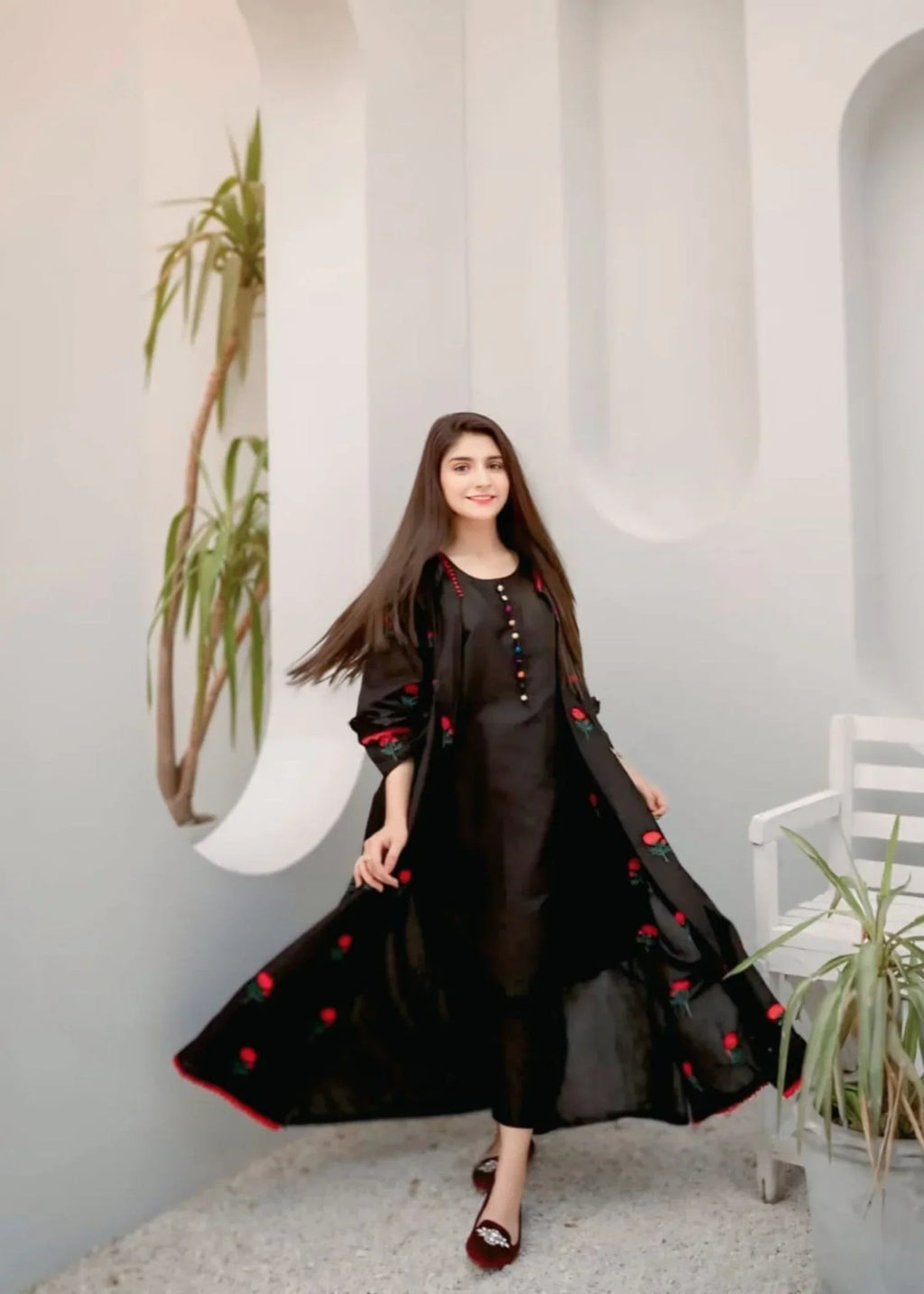 Sabahaats Black Rose Bloom – Embroidered Ethnic Gown Women 3pcs