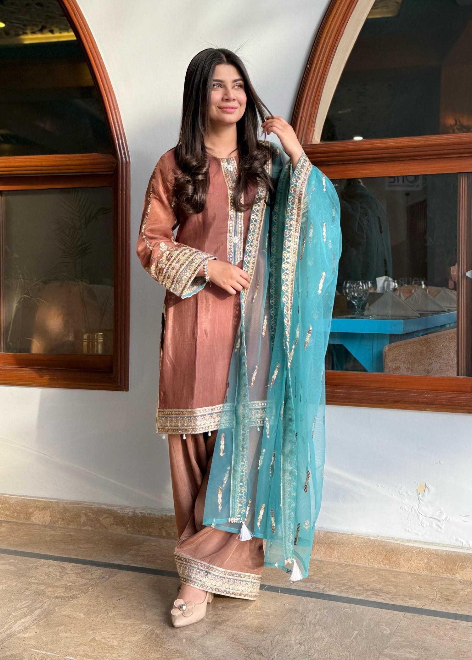 Solo Outfits Dhoom 2 Women 3pcs