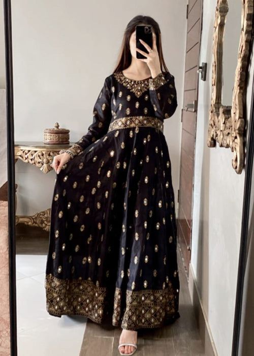 1 Mahoor Haven black 0051 Women 2pcs