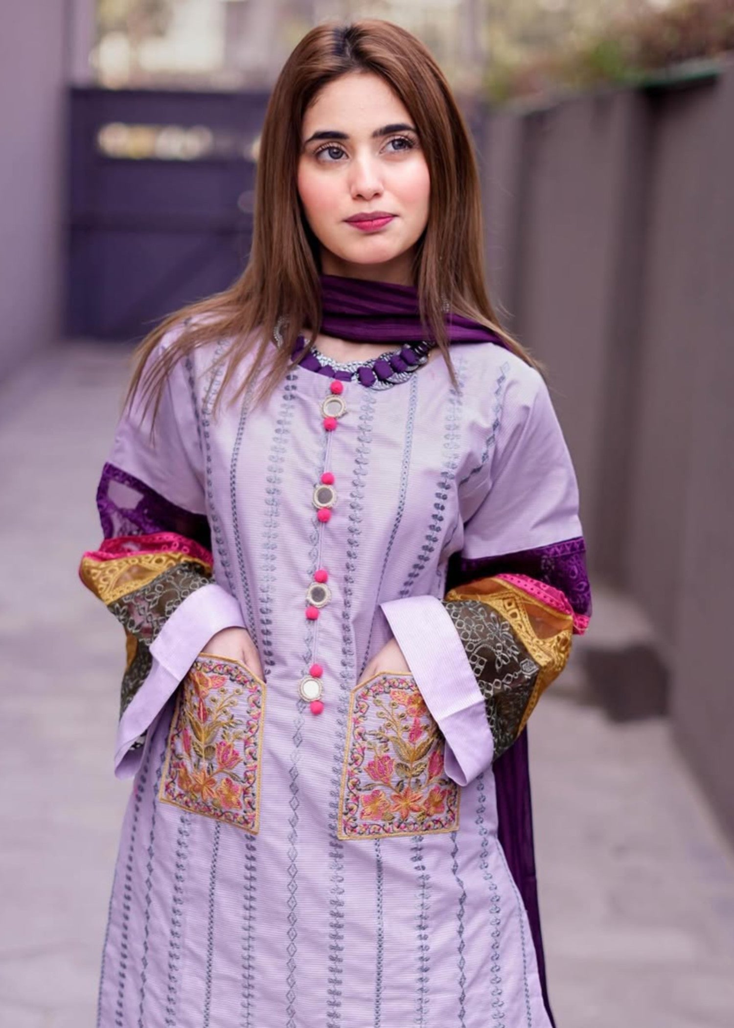 Haraj Collections Double Pocket Embroidered Women 2pcs