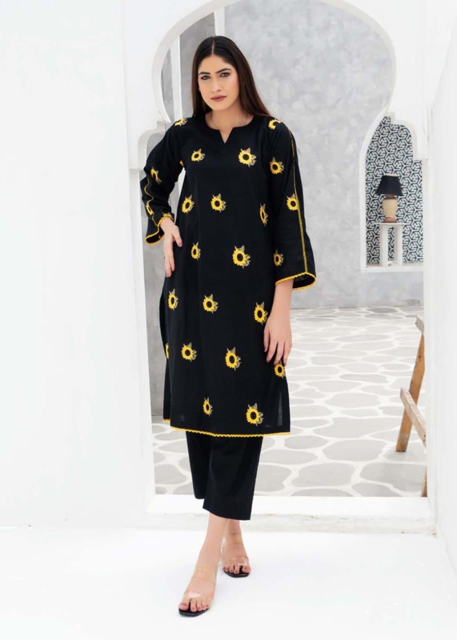 Stylish Collection BLACK SUNFLOWER Women 2pcs
