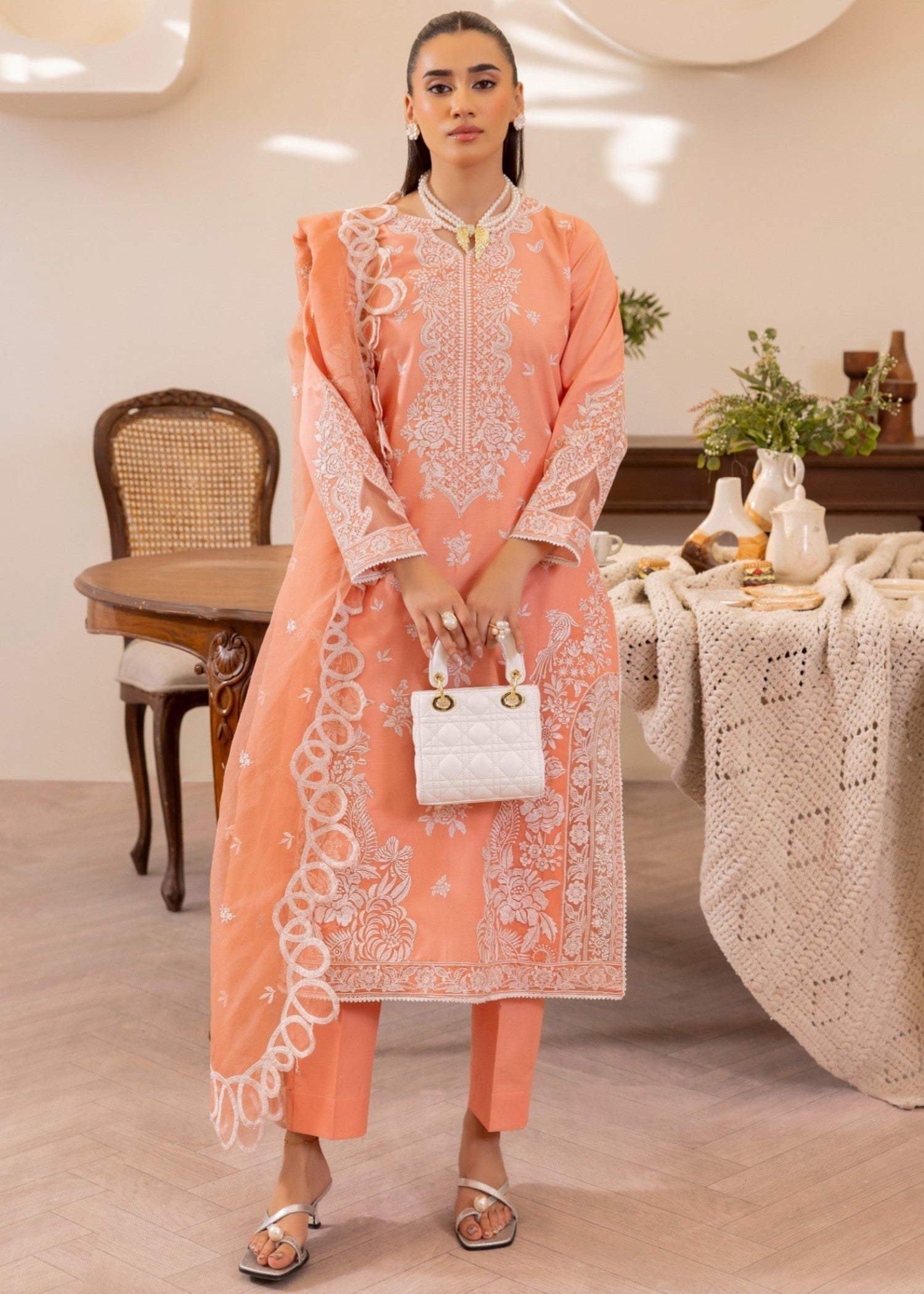 Mohagni ZA 01 LAWN STITCHED Women 3pcs