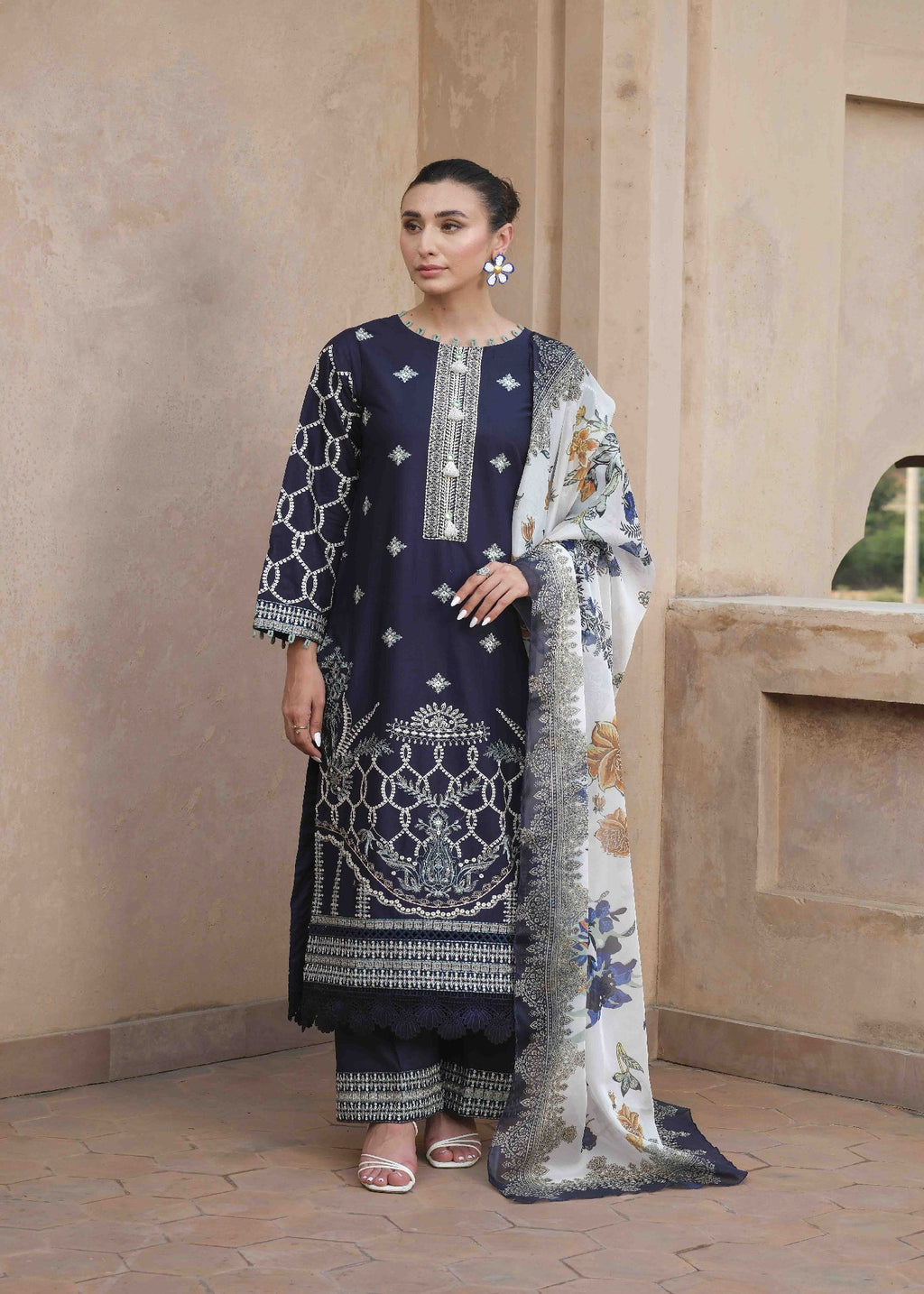 Nayaa's Sapphire Women 3pcs