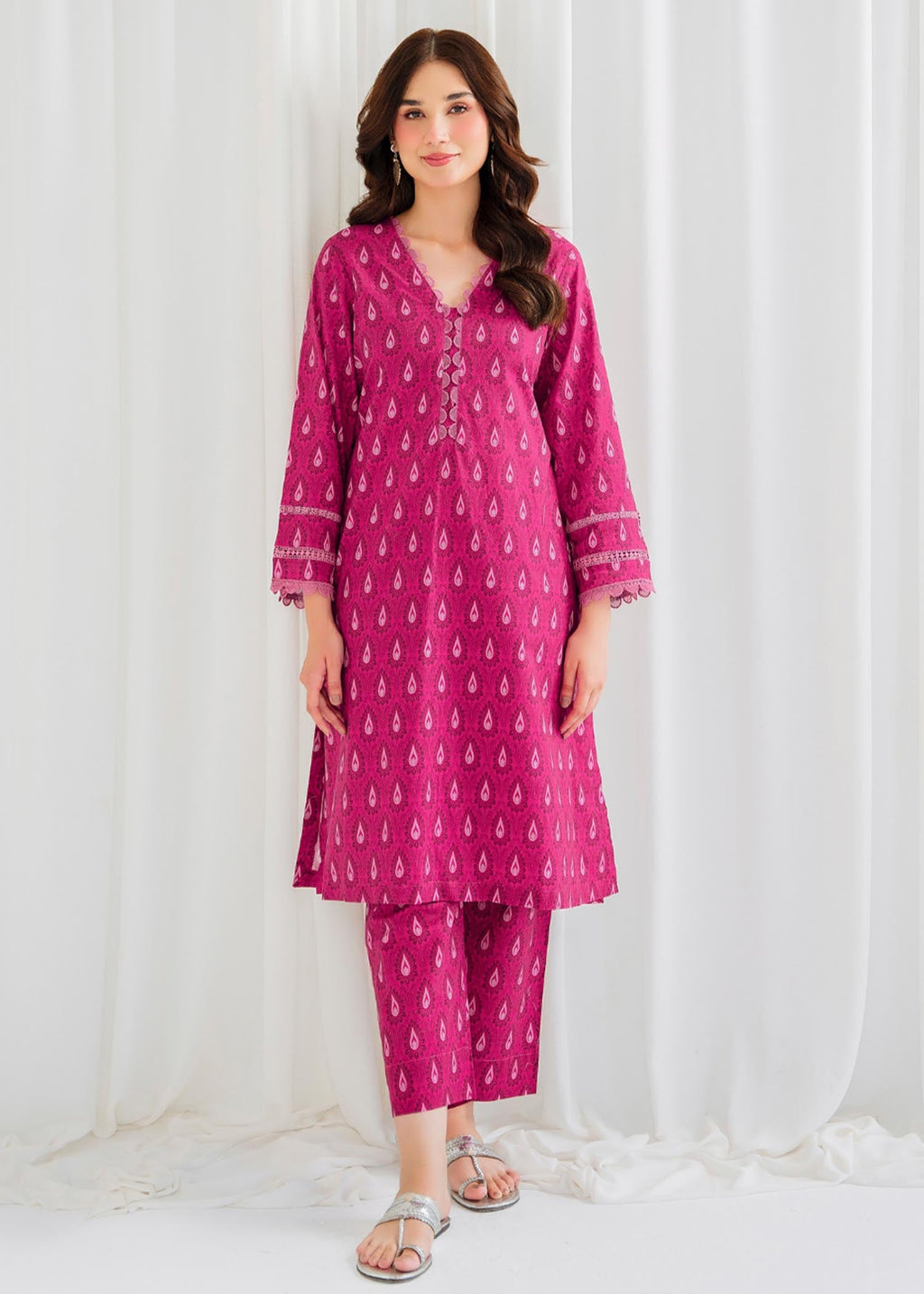 Garnet Clothing Leeya Women 2pcs