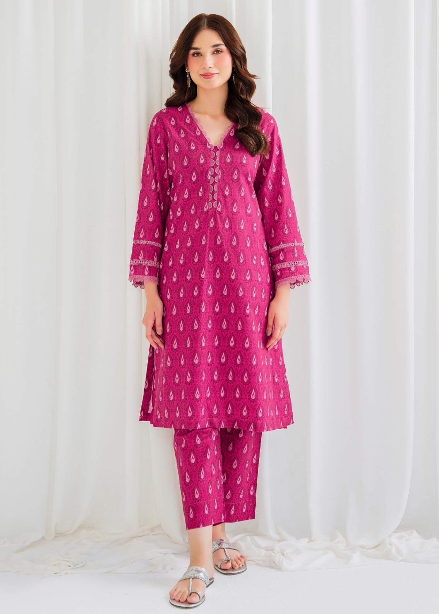 Garnet Clothing Leeya Women 2pcs