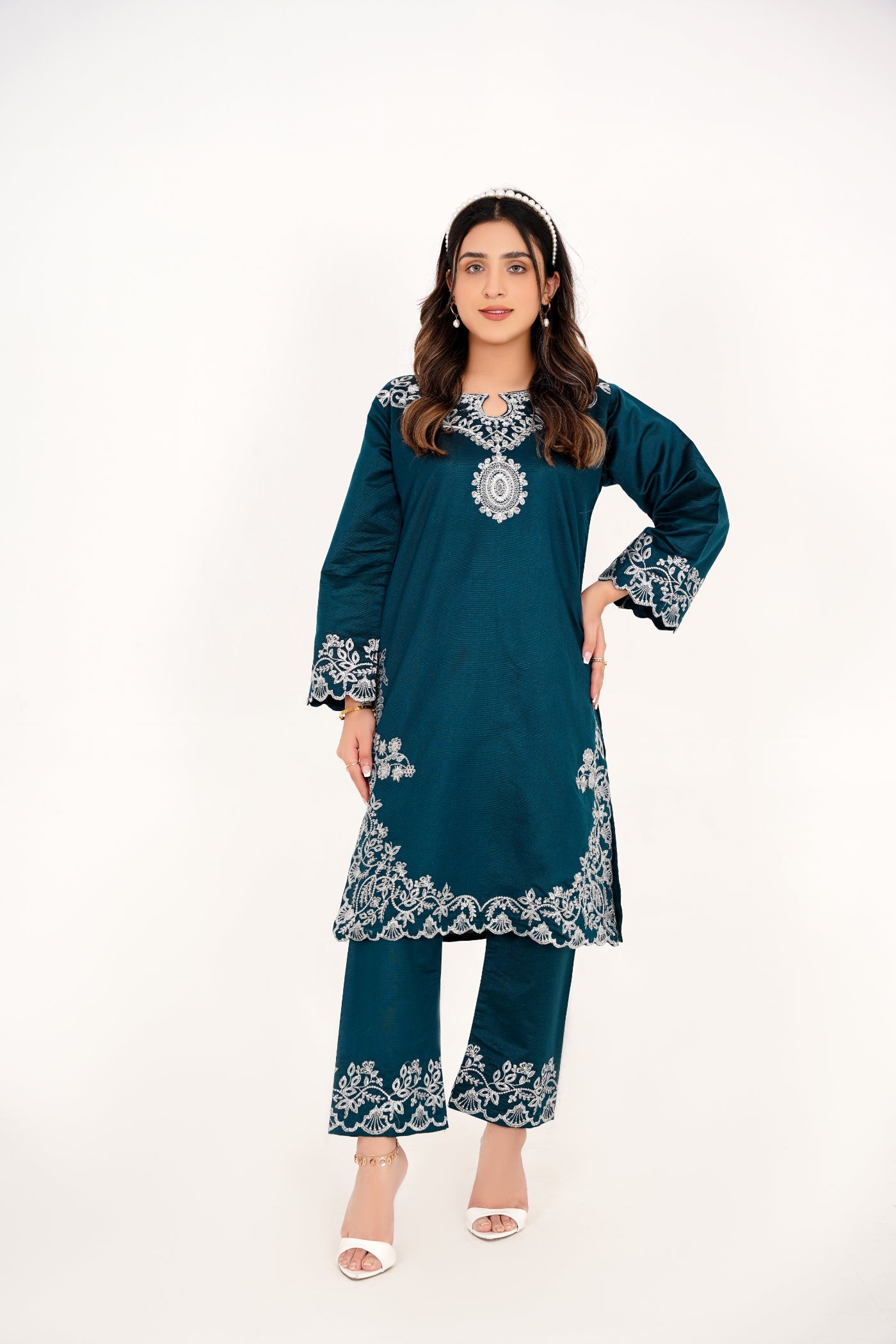Rang Riwaj Mehru Pret Women 2pcs
