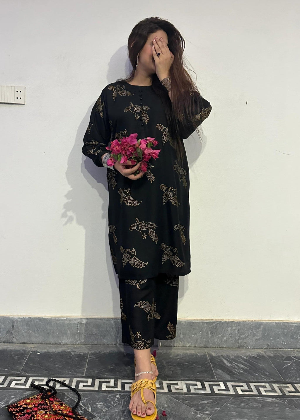 Chaudhary Arts Sparrow (Black) Women 2pcs