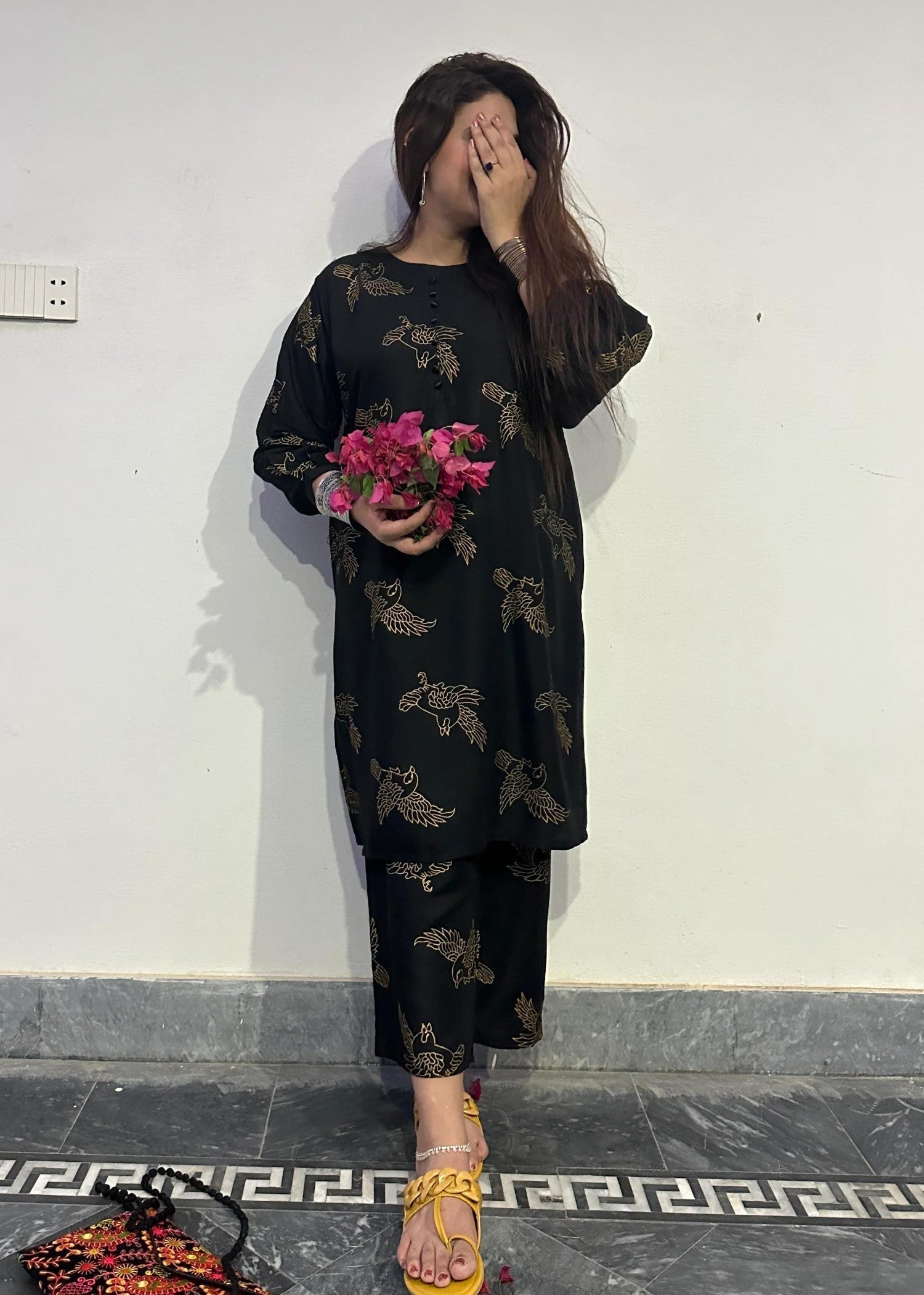 Chaudhary Arts Sparrow (Black) Women 2pcs