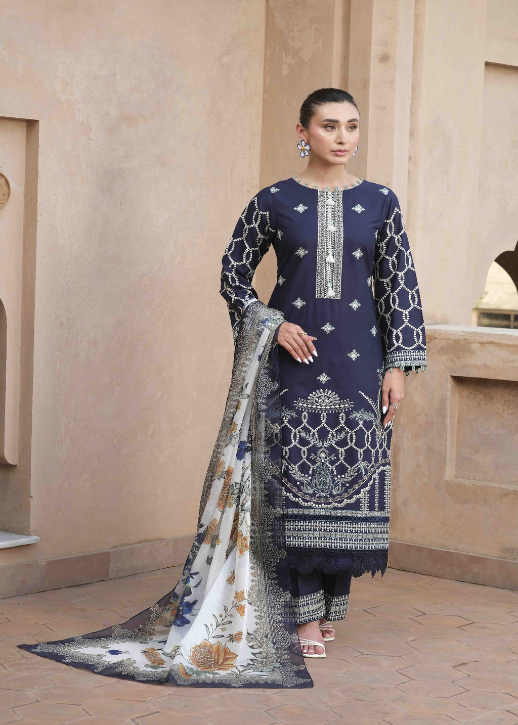 Nayaa's Sapphire Women 3pcs