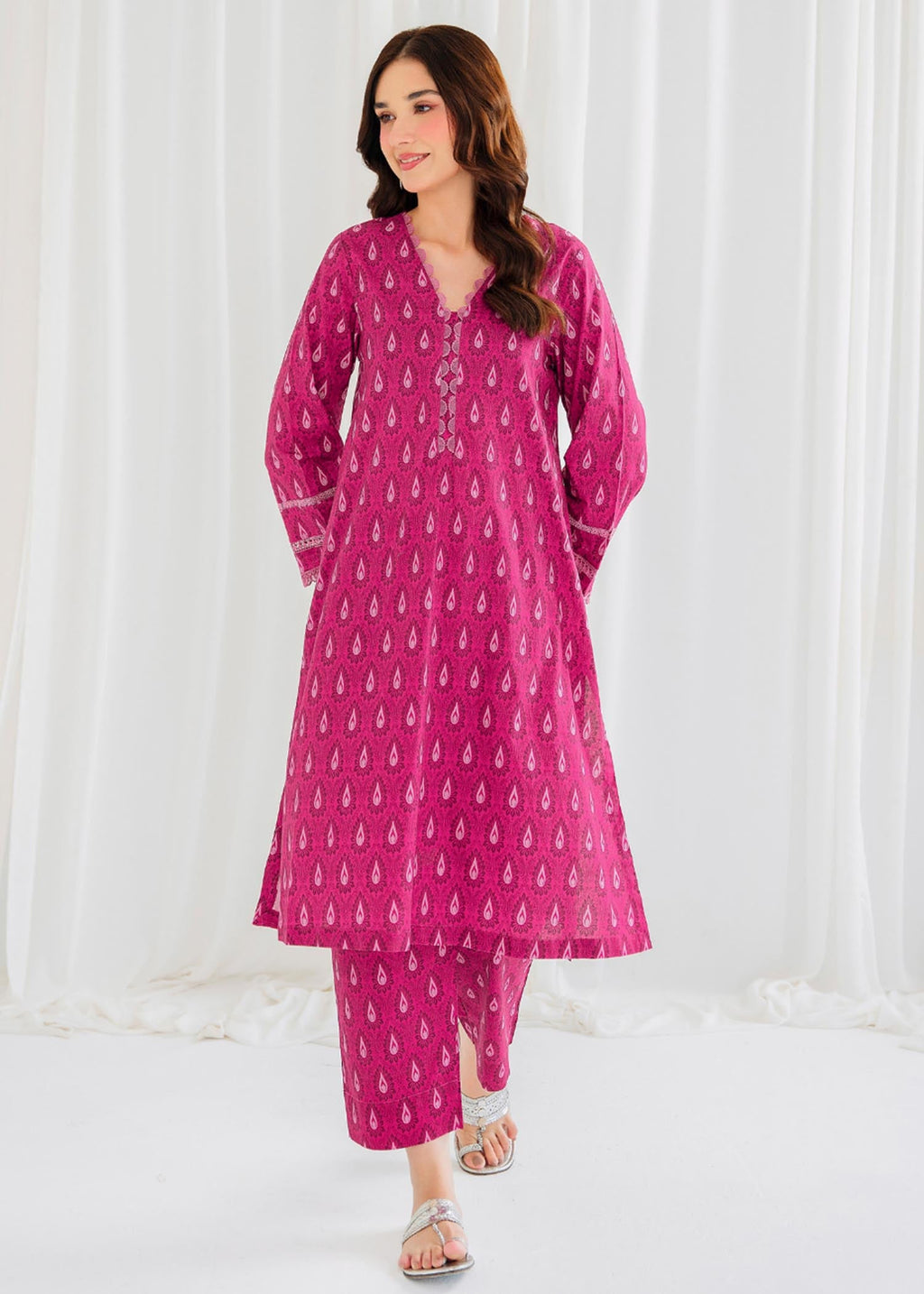 Garnet Clothing Leeya Women 2pcs