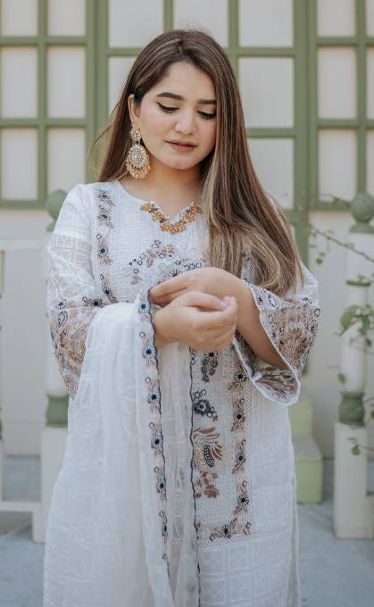 Four Season Boutique VEER WHITE Women 3pcs