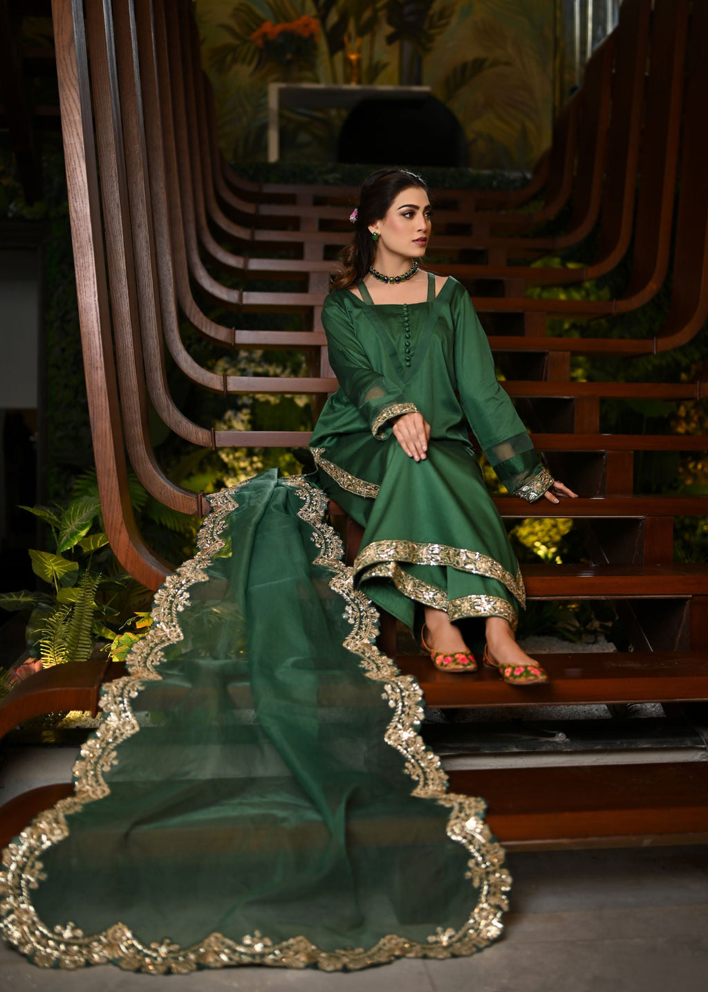 Unaiza Mir Vendure Women 3pcs