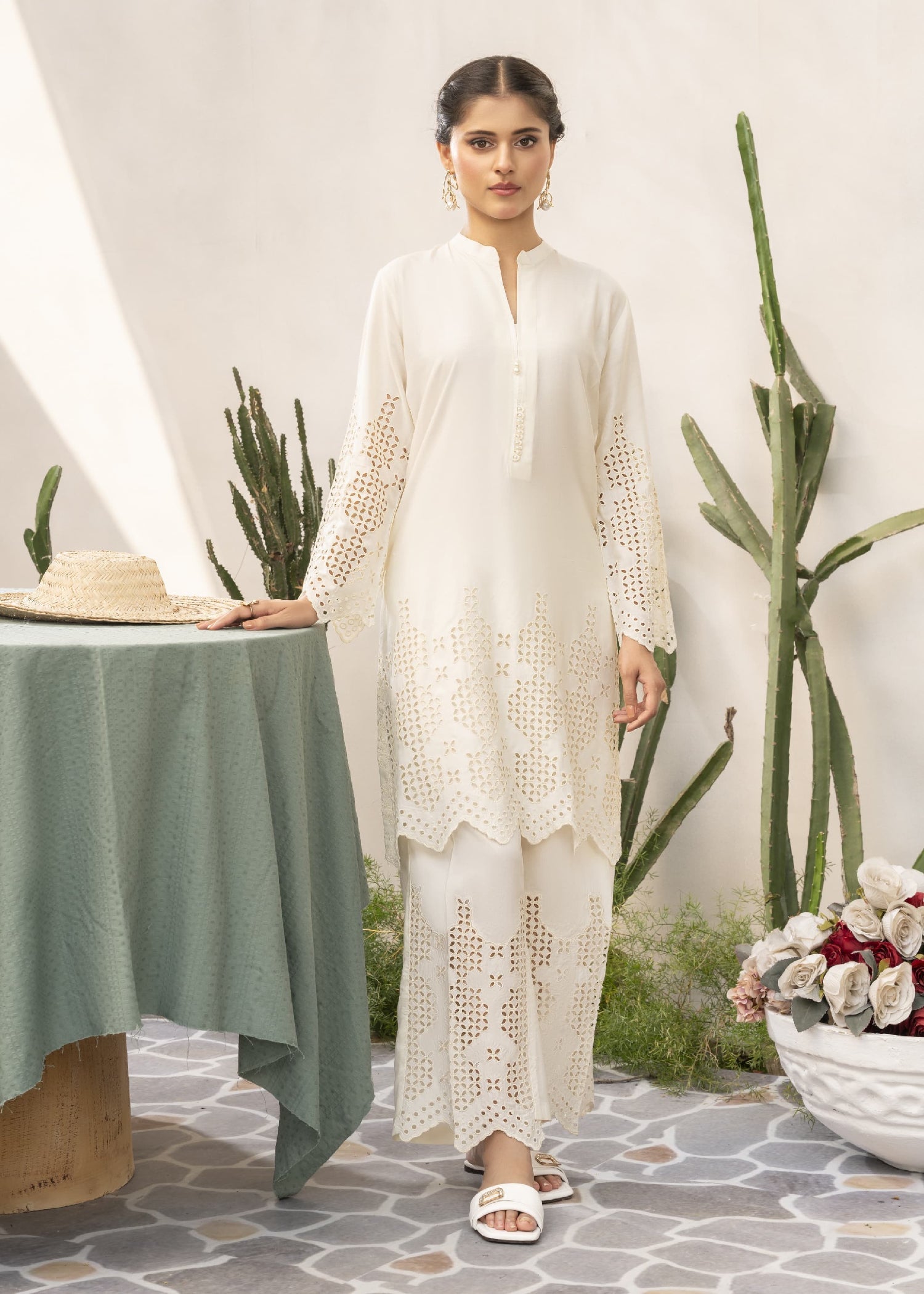 Sahibas By Mirza Midnight (Cream) Women 2pcs