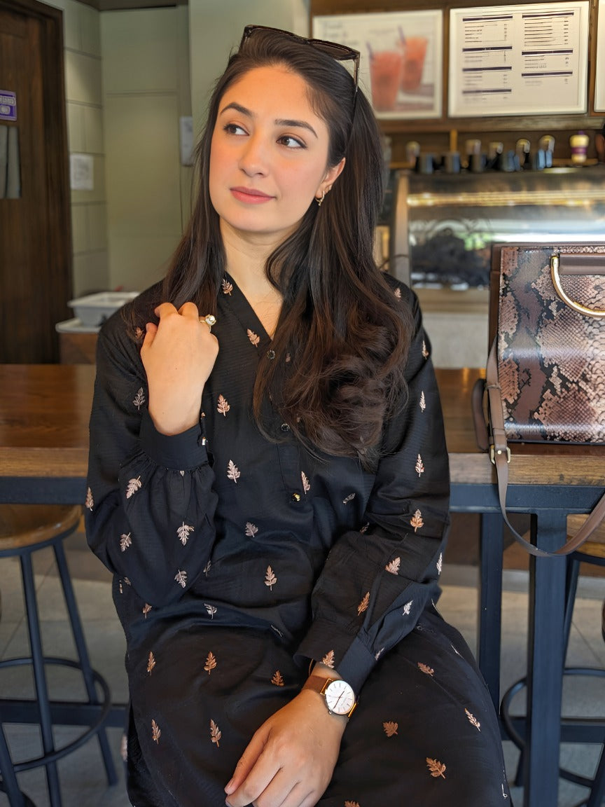 Yolo Pret EMBROIDERED LAWN PELD1 Women 2pcs