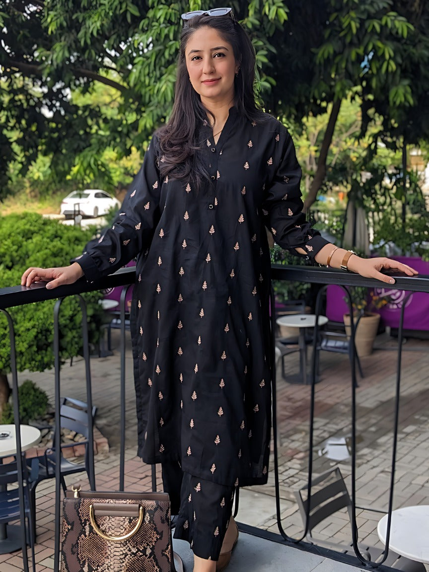 Yolo Pret EMBROIDERED LAWN PELD1 Women 2pcs