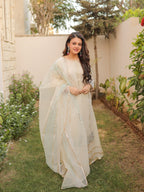 Hem Lotus Outfit Ivory White Women 4pcs