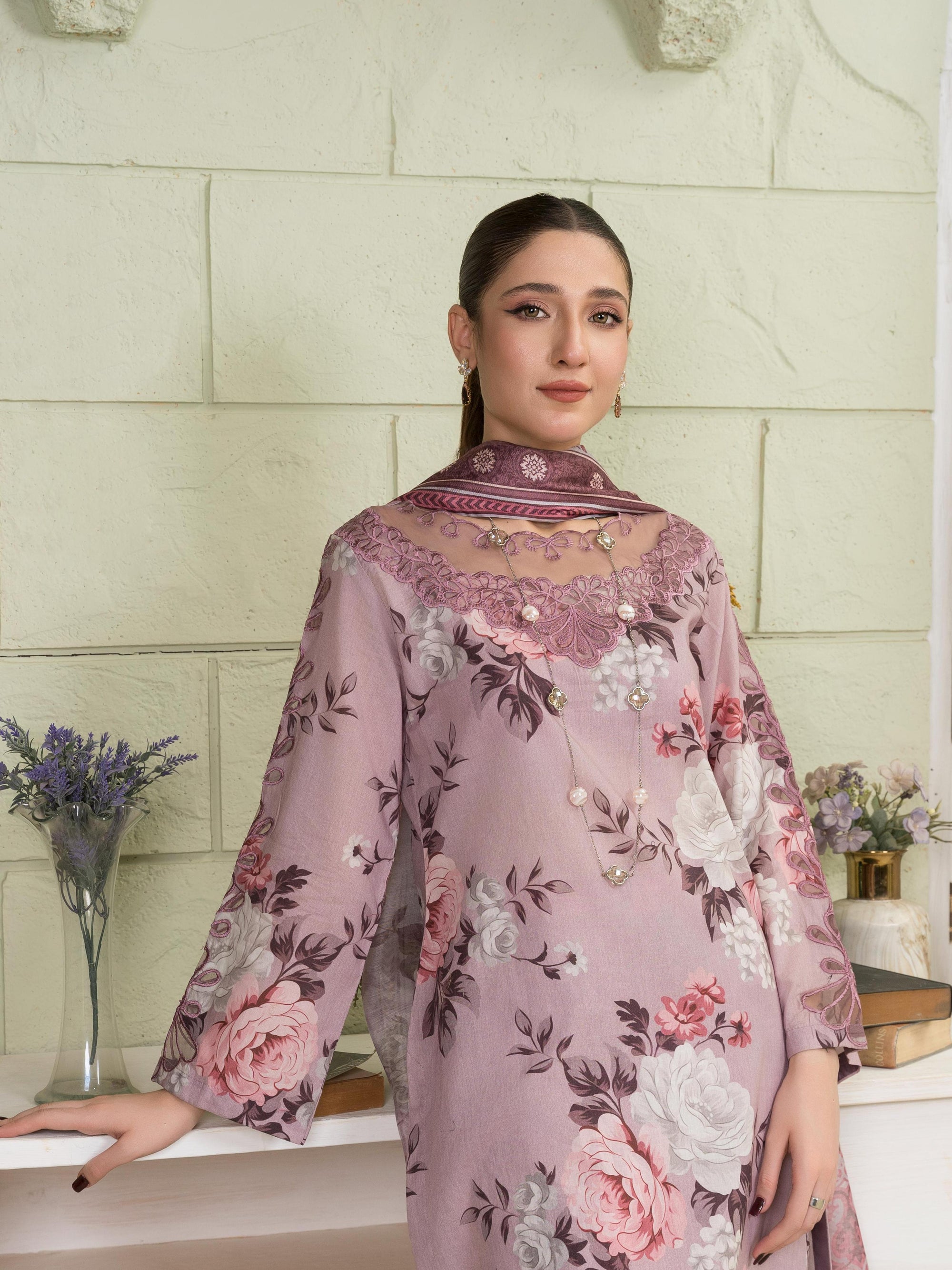 Sahibas By Mirza Courage Pink Women 3pcs