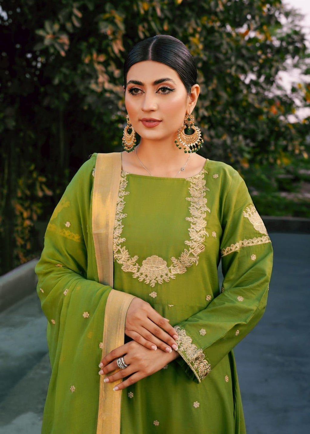 Akhrot Clothing OG Frock Eid Women 3pcs