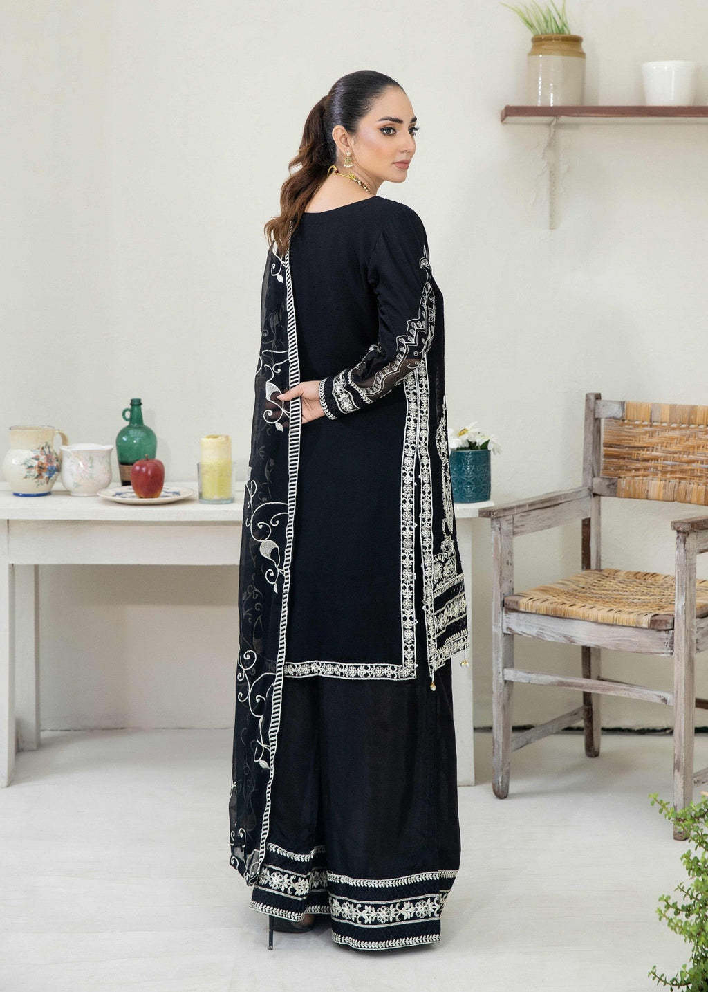 Pehnawa By Bin Akram’s Pearl Elegance Black Chiffon Women 3pcs