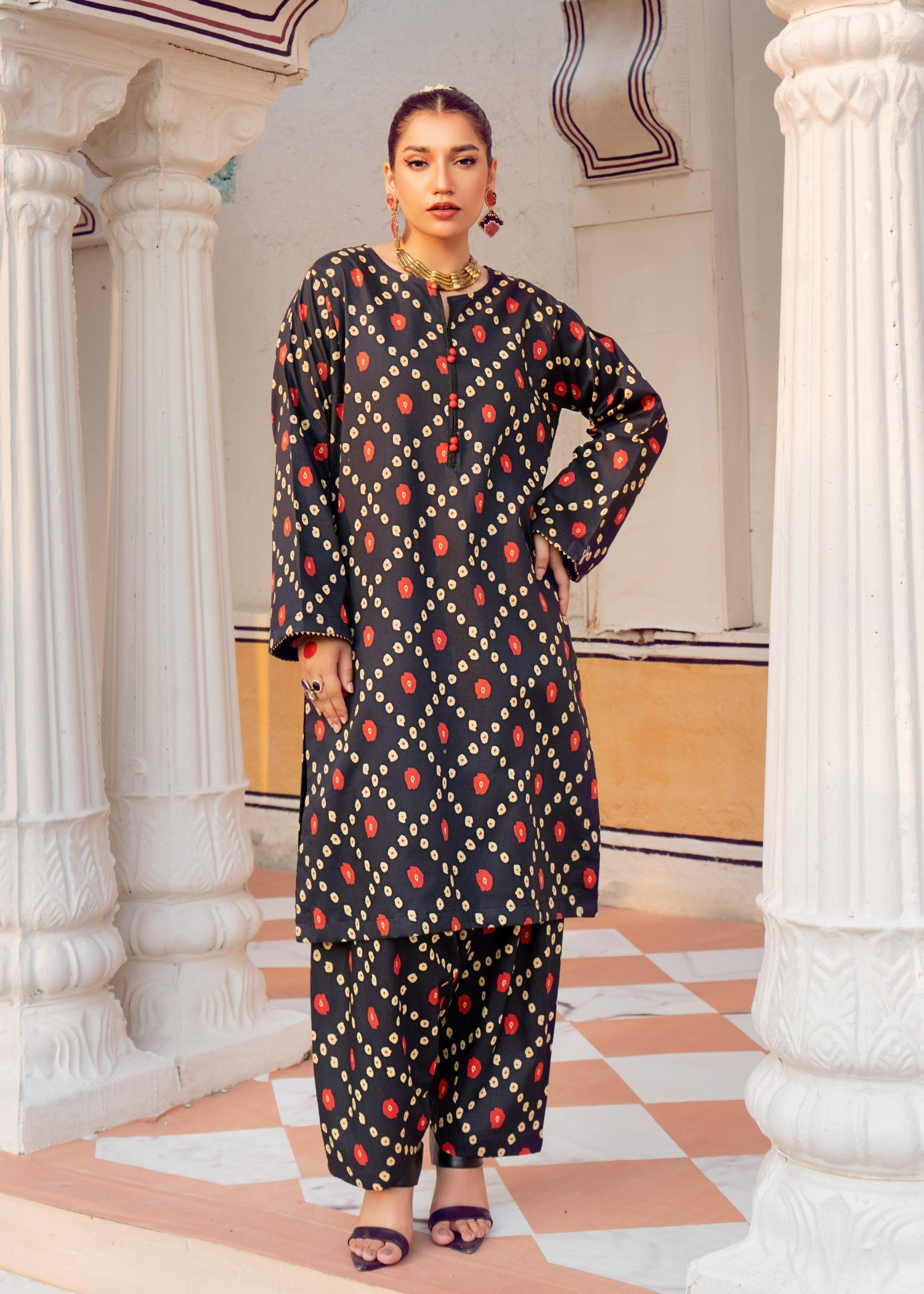 Chandan Nagri elara Women 2pcs