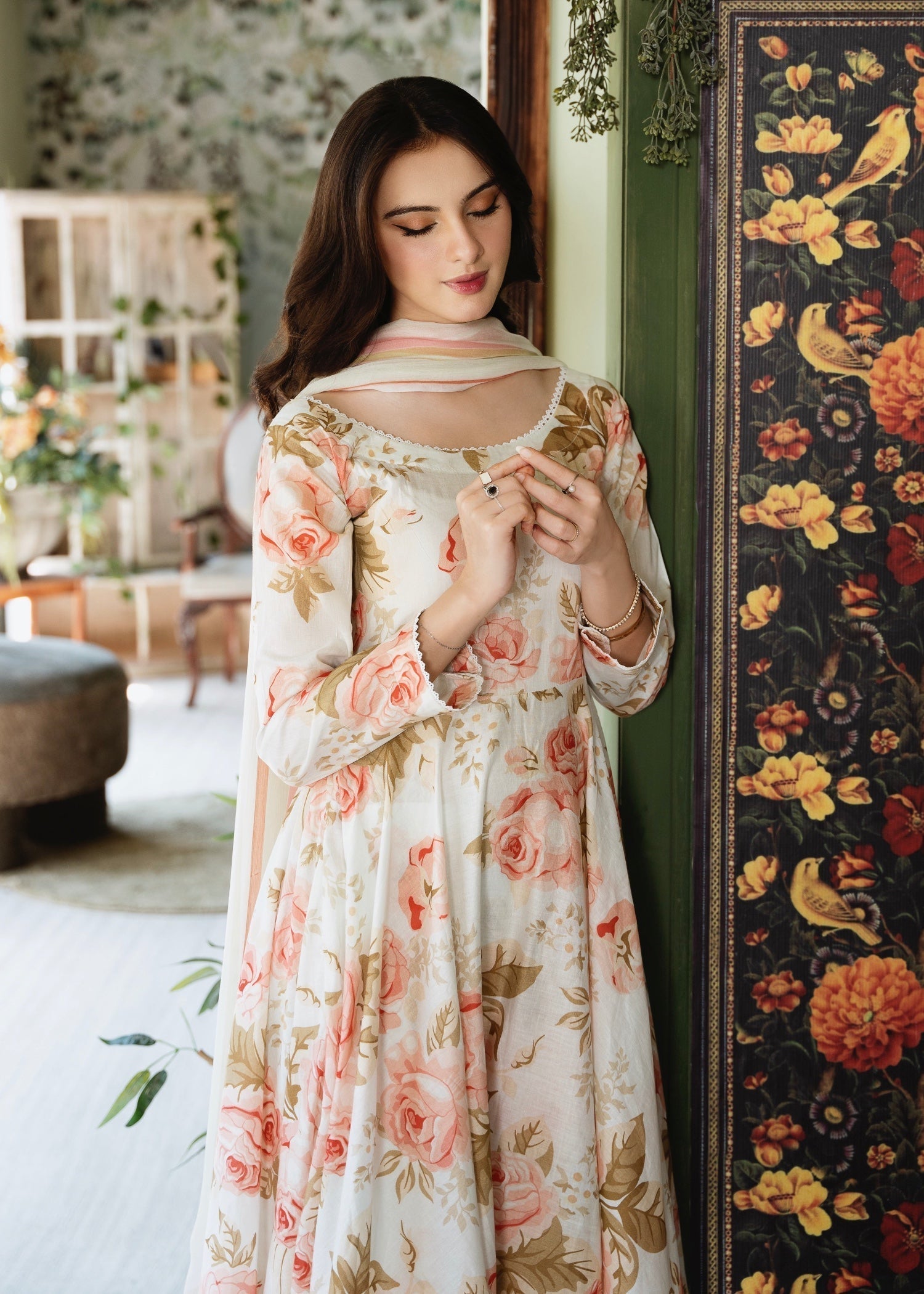 Feathers Roselily Women 3pcs