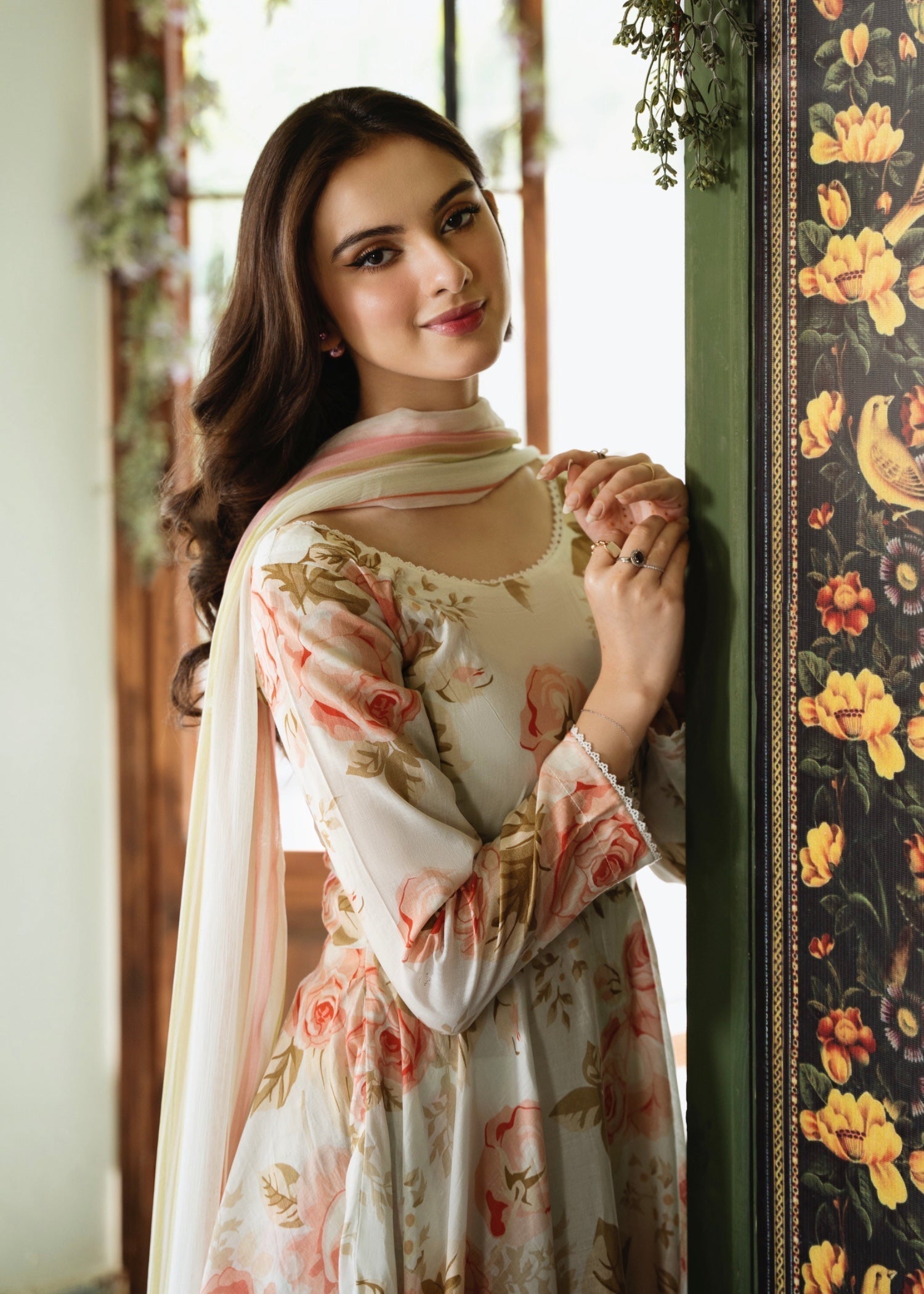 Feathers Roselily Women 3pcs