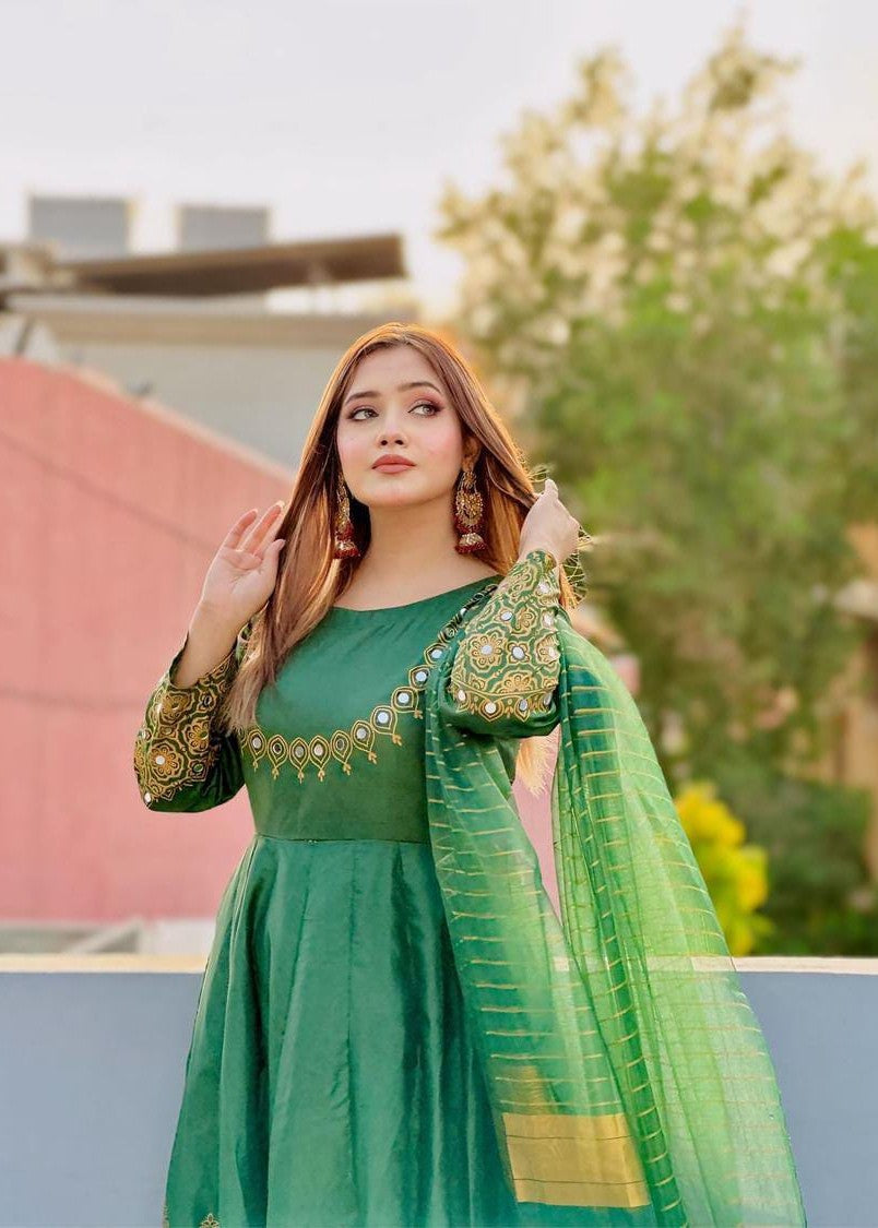 1 Virsapret green anarkali Women 3pcs