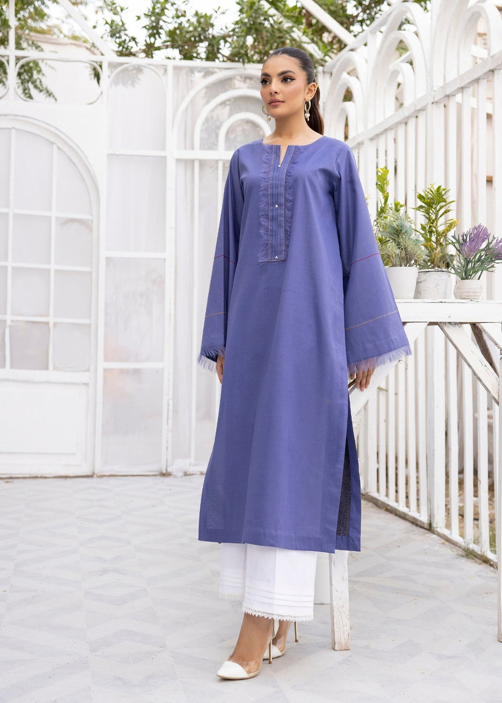 Tessa Royal Regin Women 2pcs