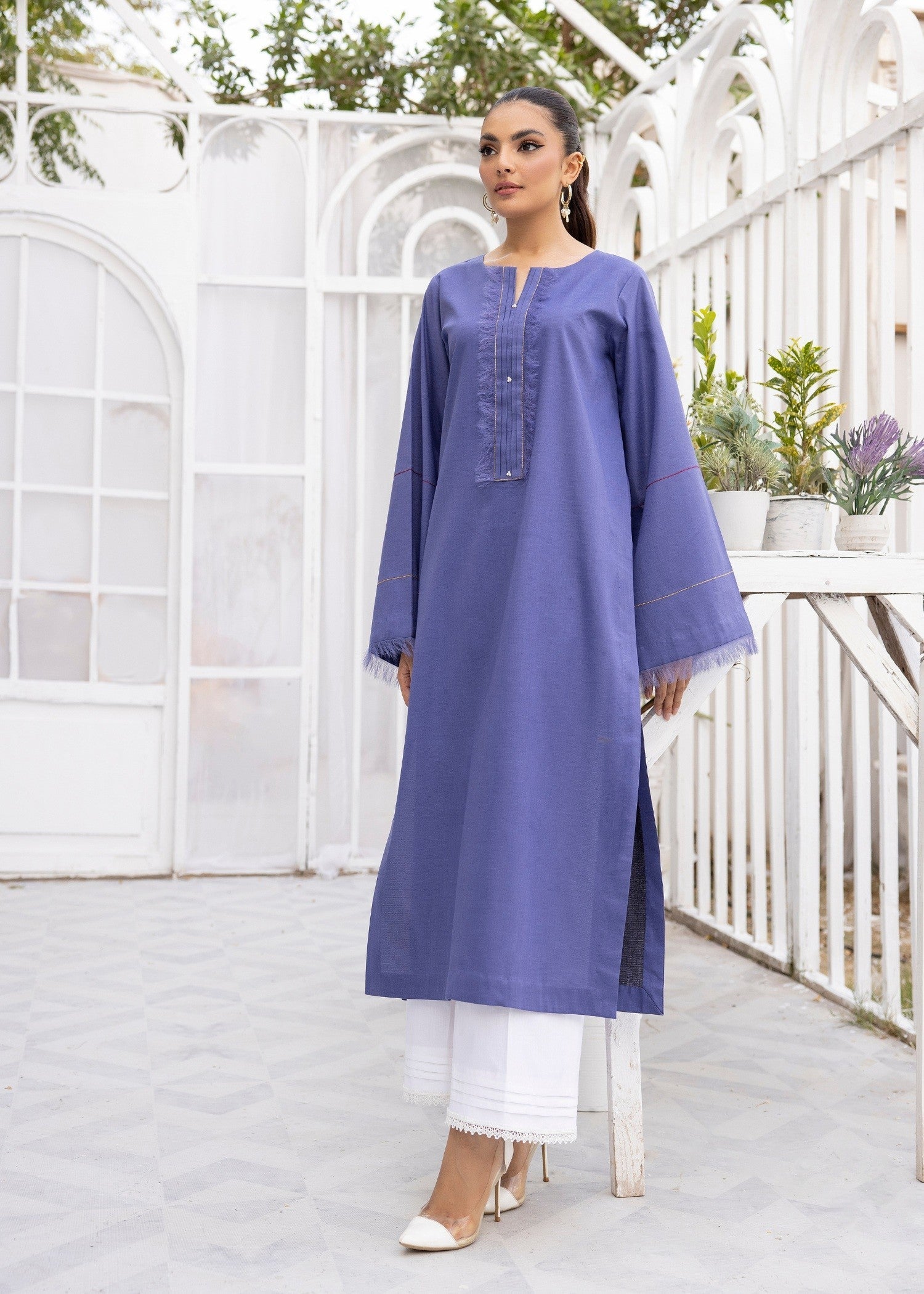 Tessa Royal Regin Women 2pcs