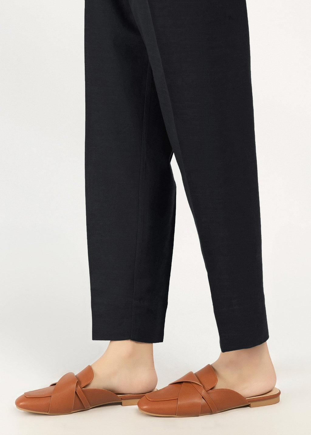 Momin Online capri black NON SEE THRU Women 1pcs