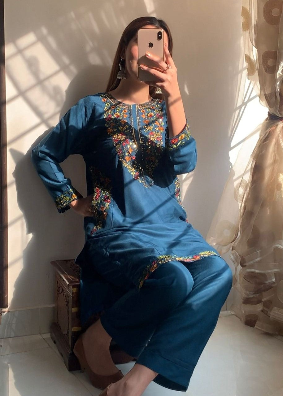 Chaudhary Arts Pocket blue embroidered Women 2pcs