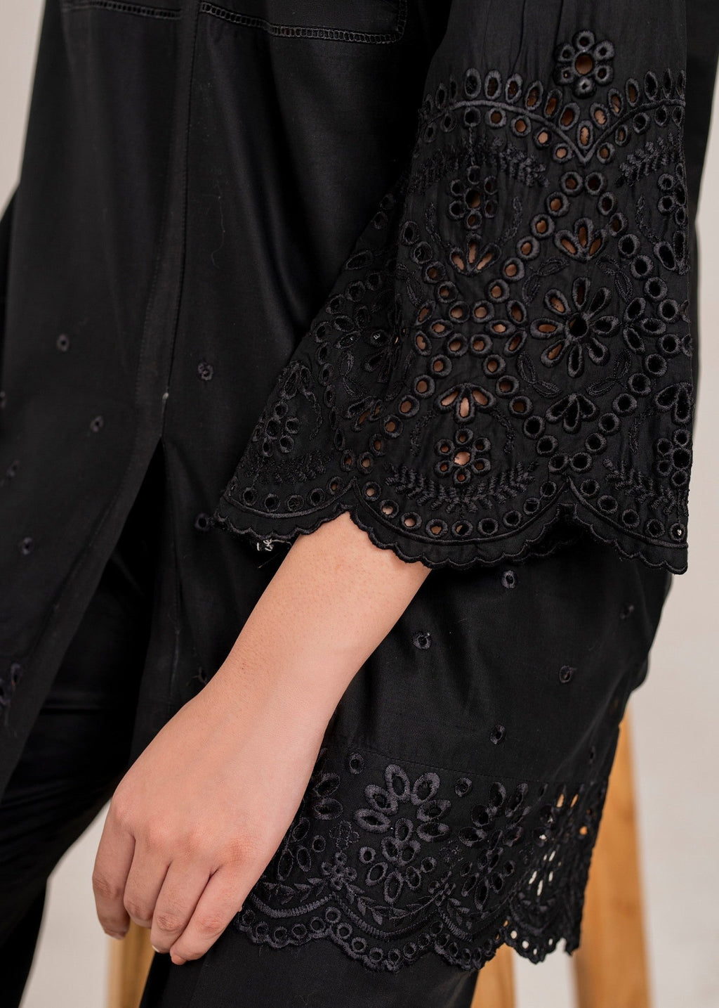 Kiara Pret Mirage Women 2pcs