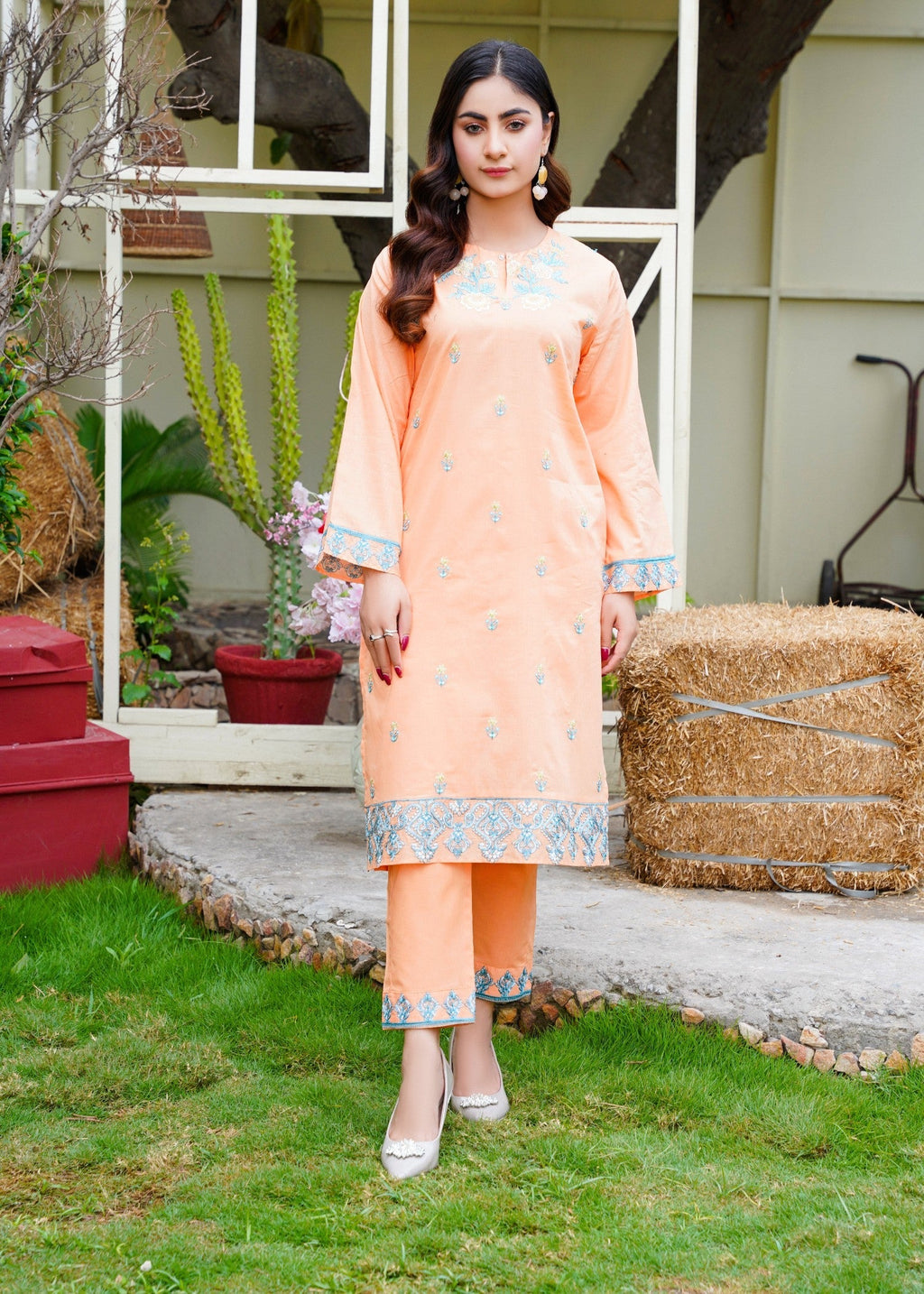 Taranjan Naaz Women 2pcs