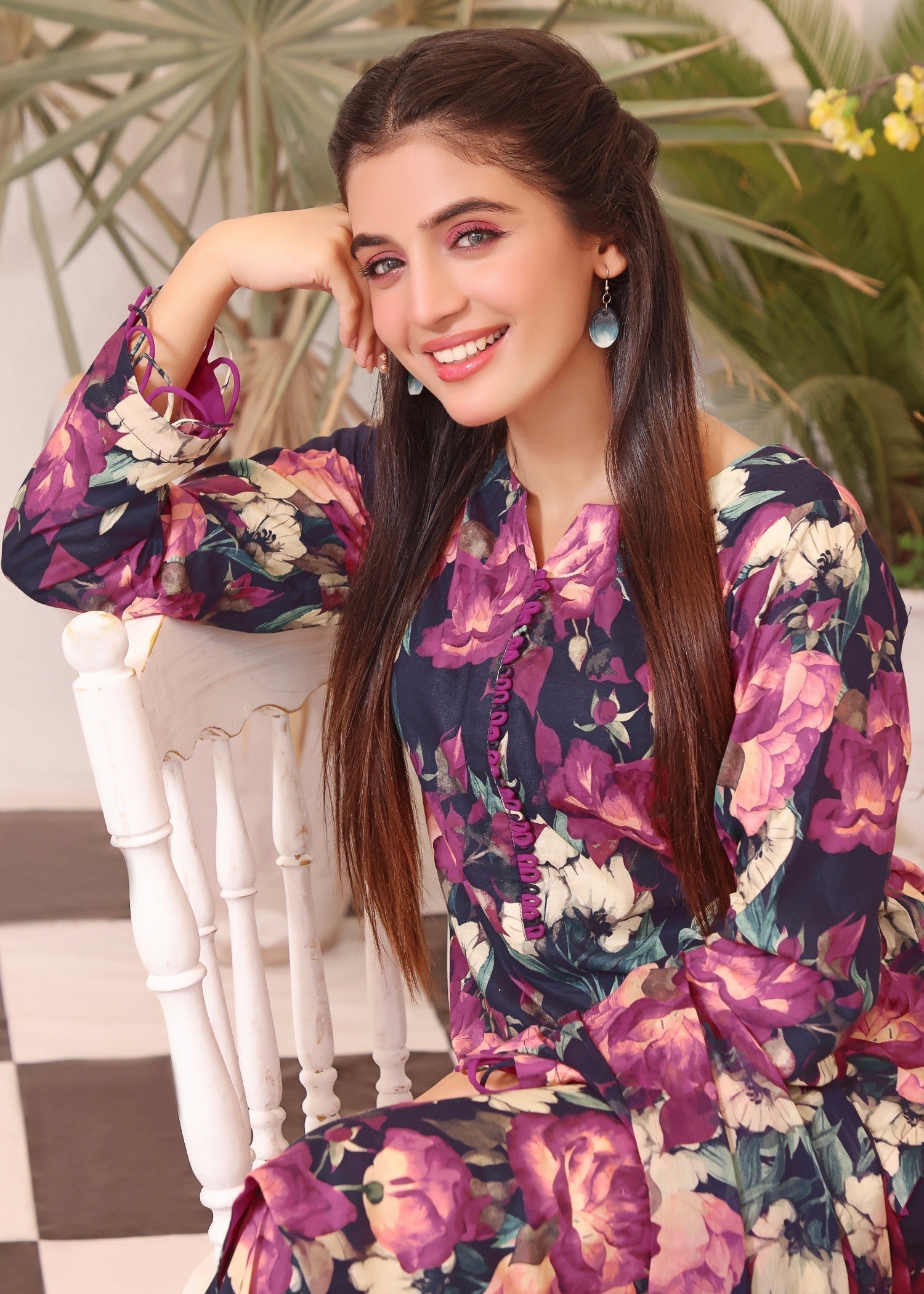 Feathers AKS Women 3pcs