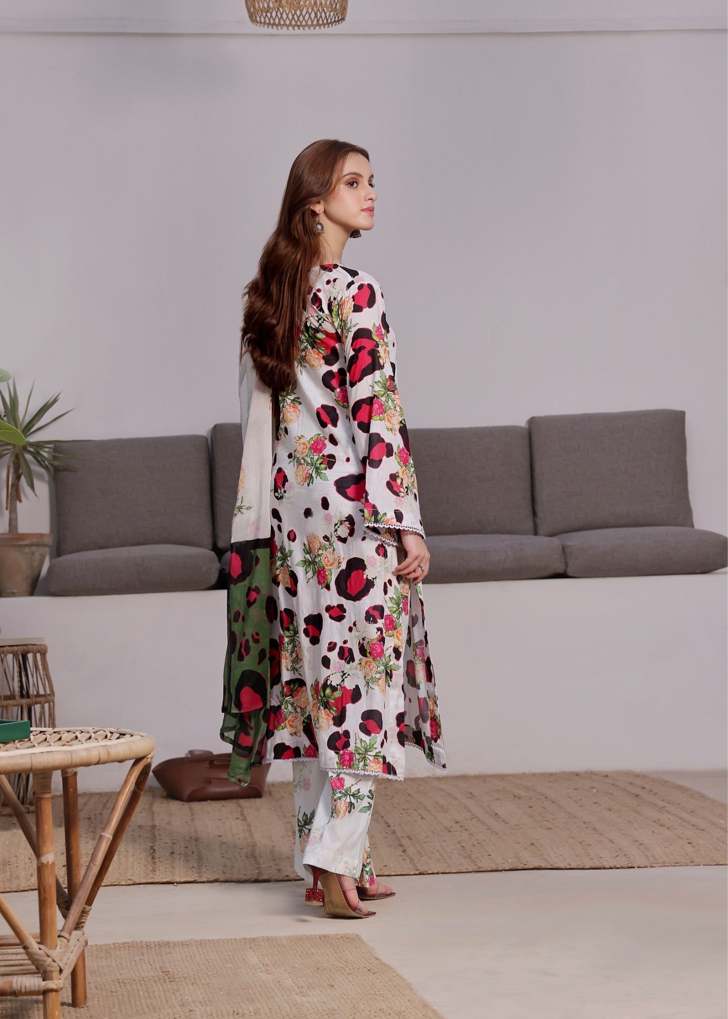 Feathers ASTER Women 3pcs