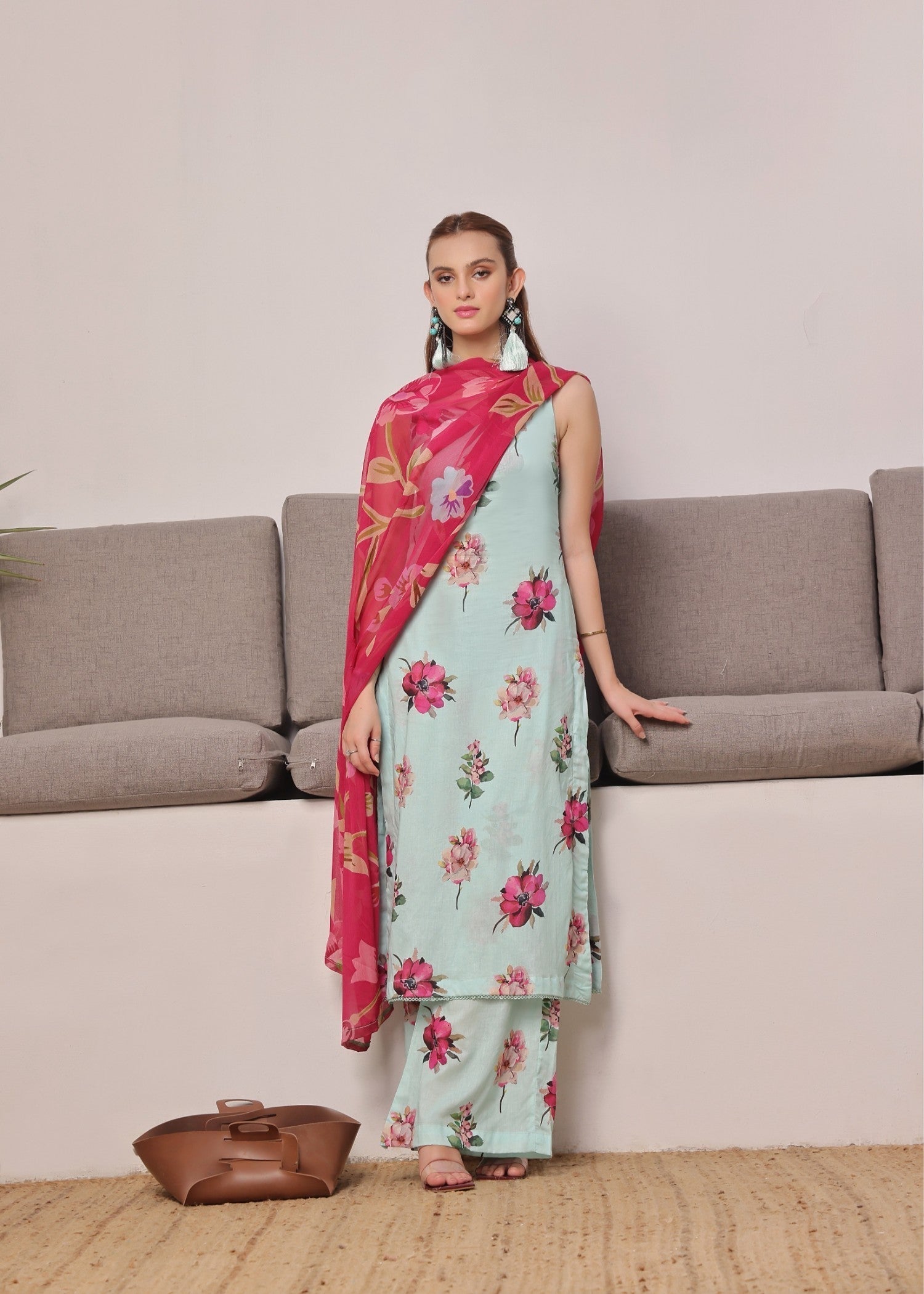 Feathers TRICIA Women 3pcs