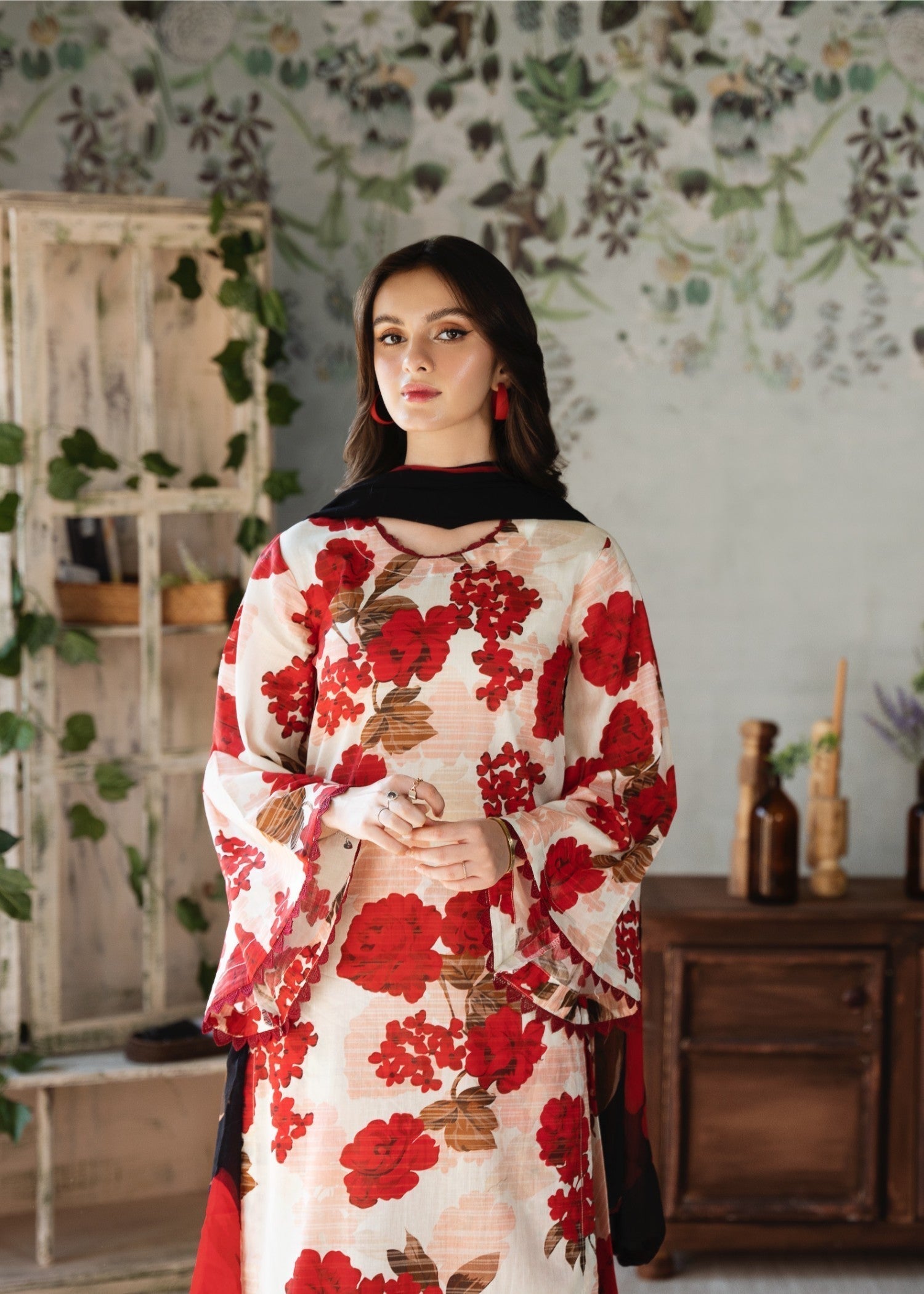 Feathers Secret Garden Women 3pcs