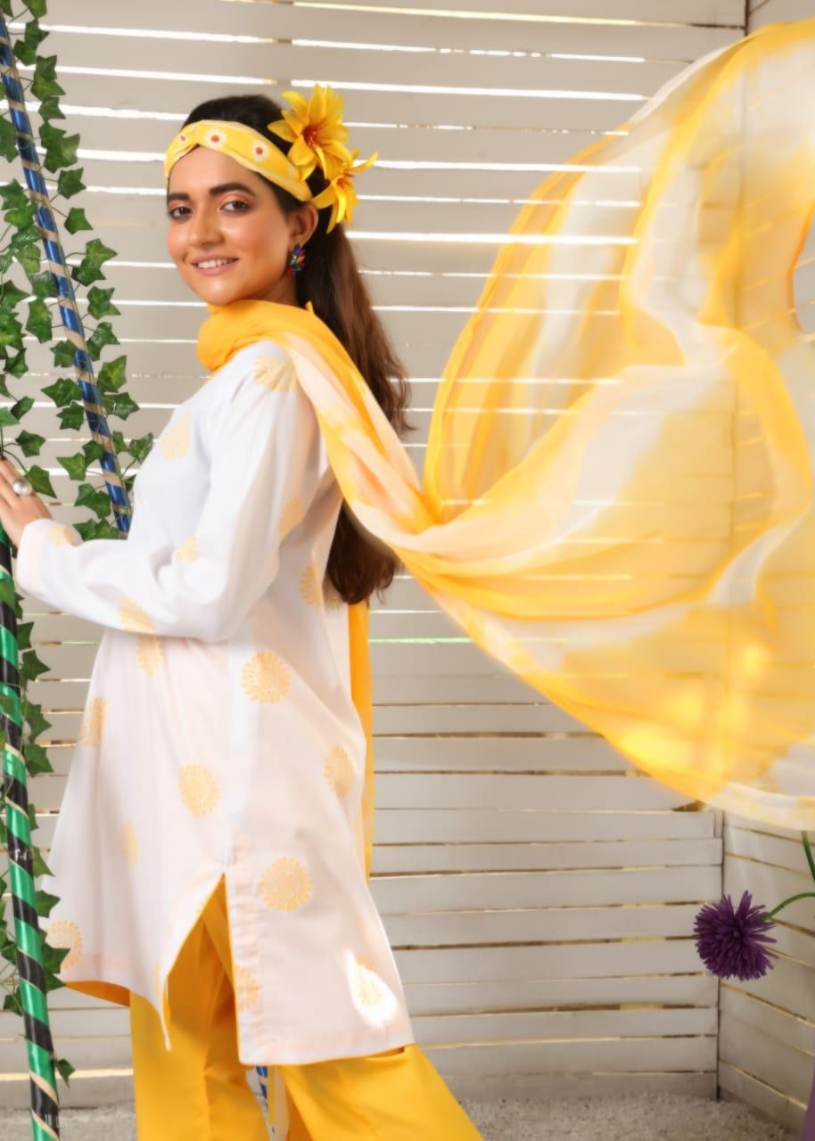 Somi By Salma Saleem Dandelion Yellow Women 2pcs