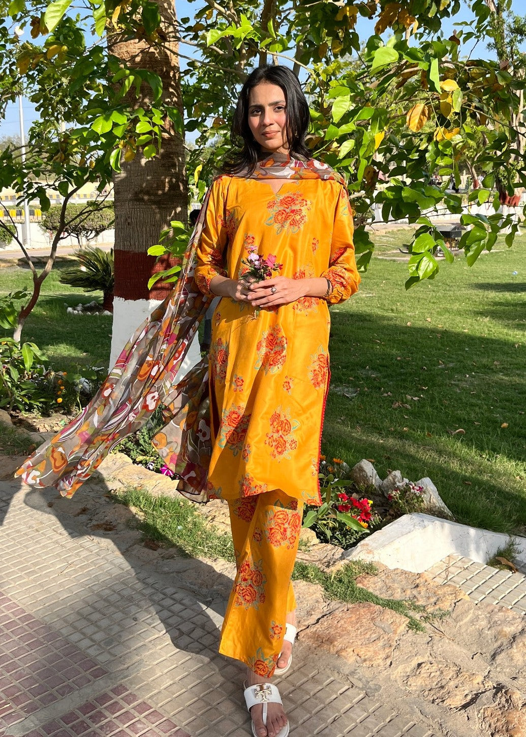 Chaudhary Arts Ayzel Mustard Women 2pcs
