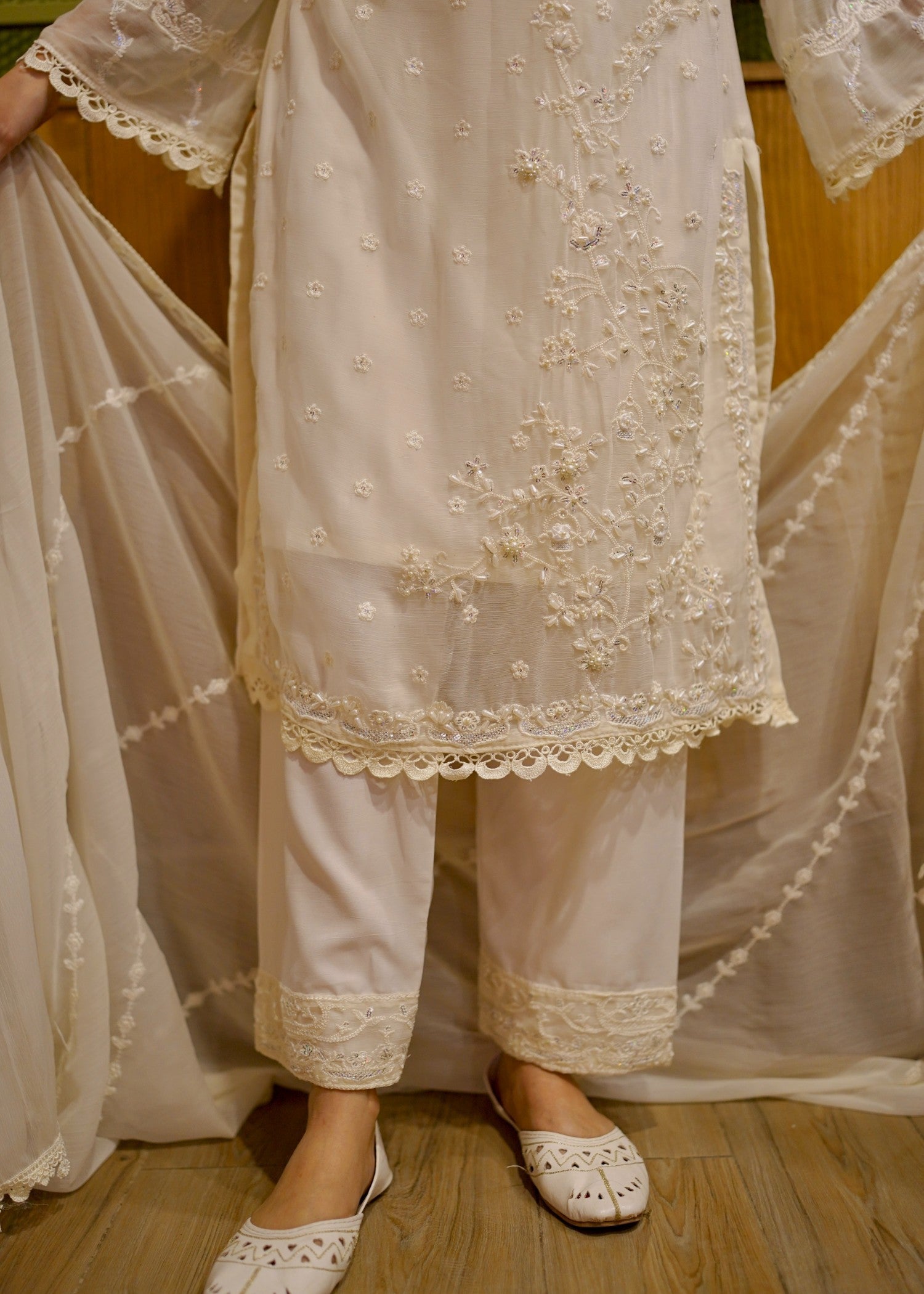 Four Season Boutique NIMRA Chiffon Creamwhite Women 3pcs