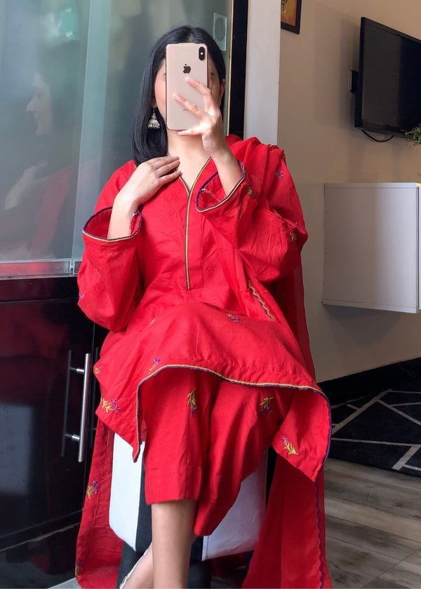 Ayesha B red esha Women 3pcs