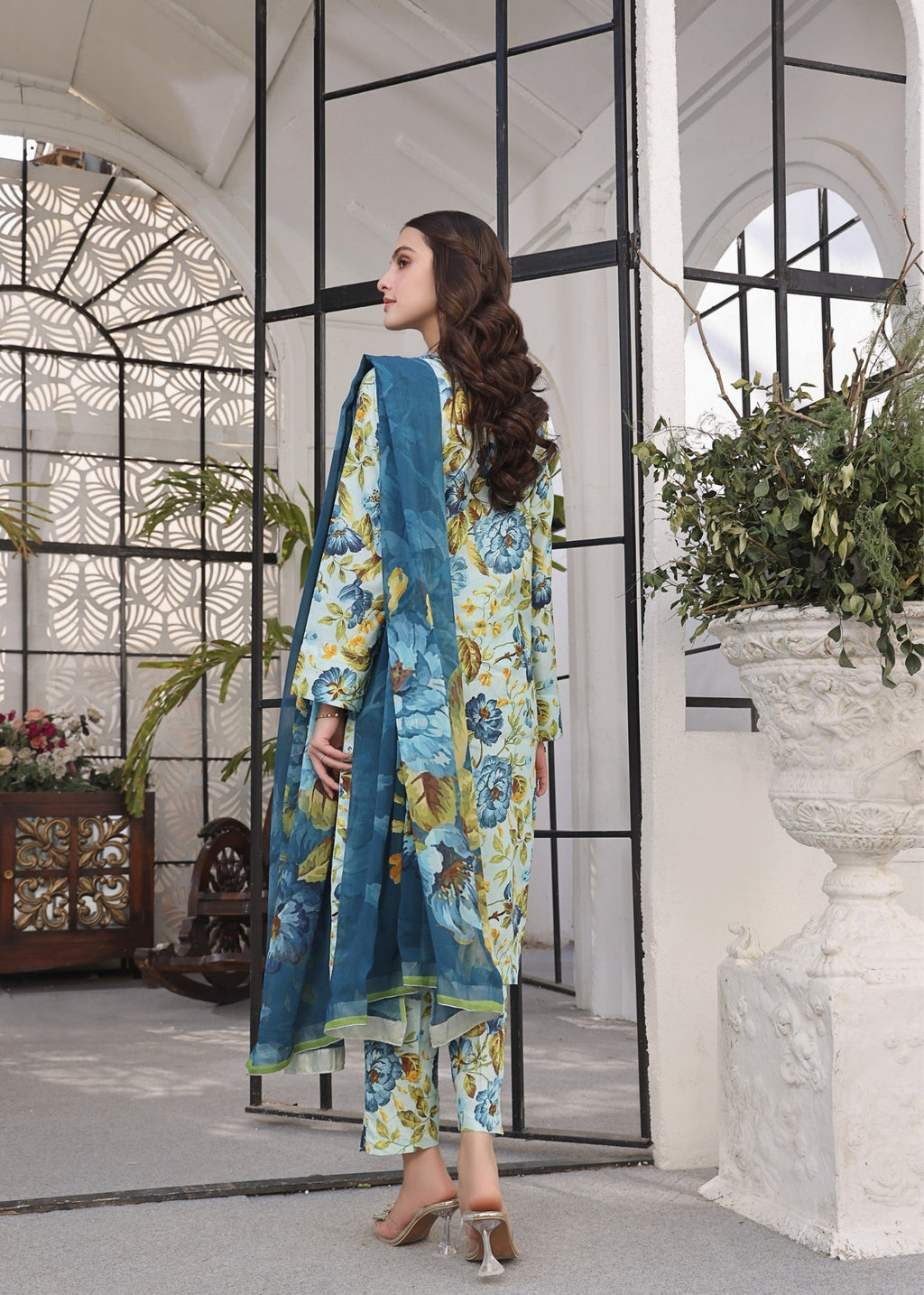 Feathers GILLY Women 3pcs