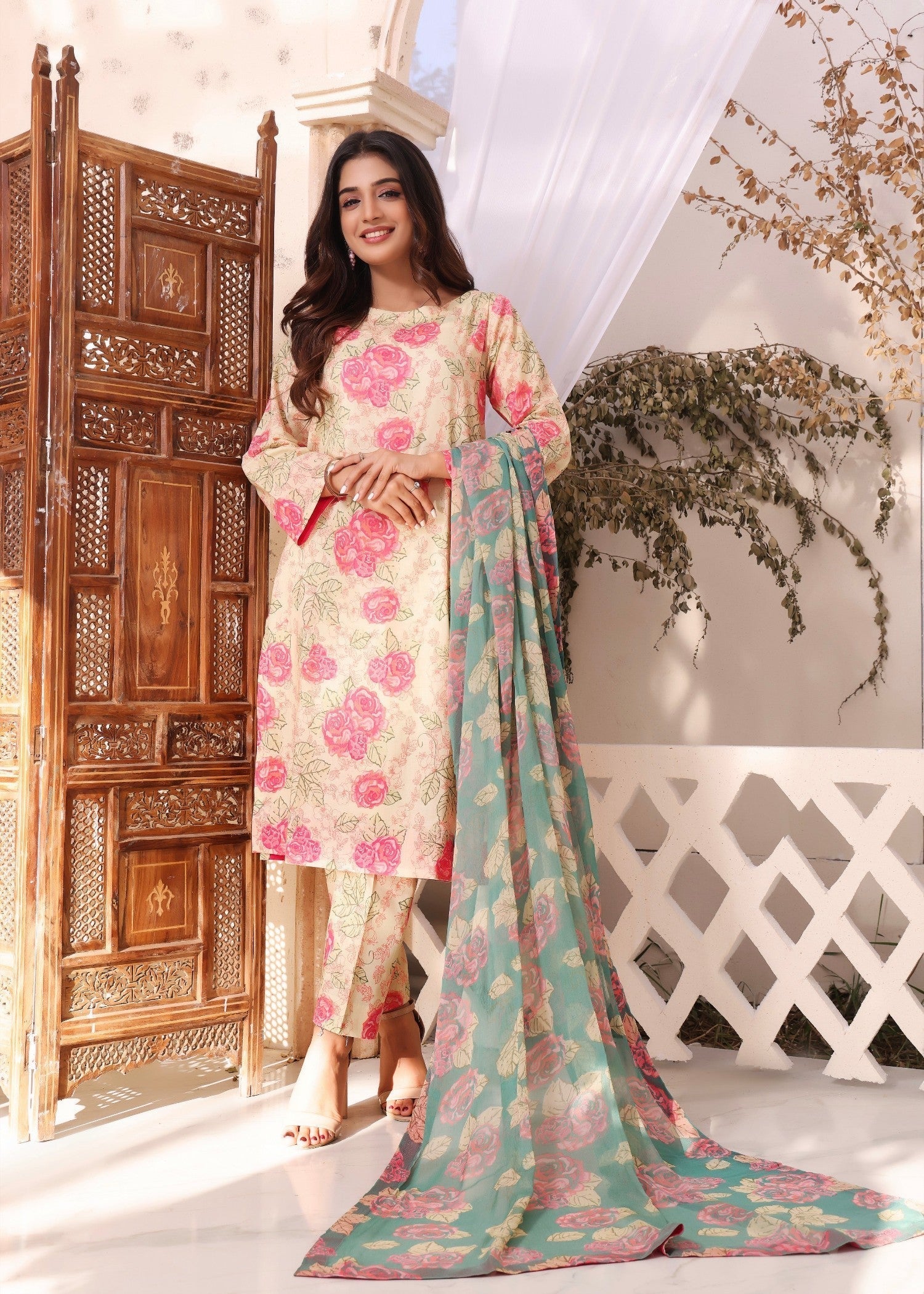 Feathers ELA Women 3pcs
