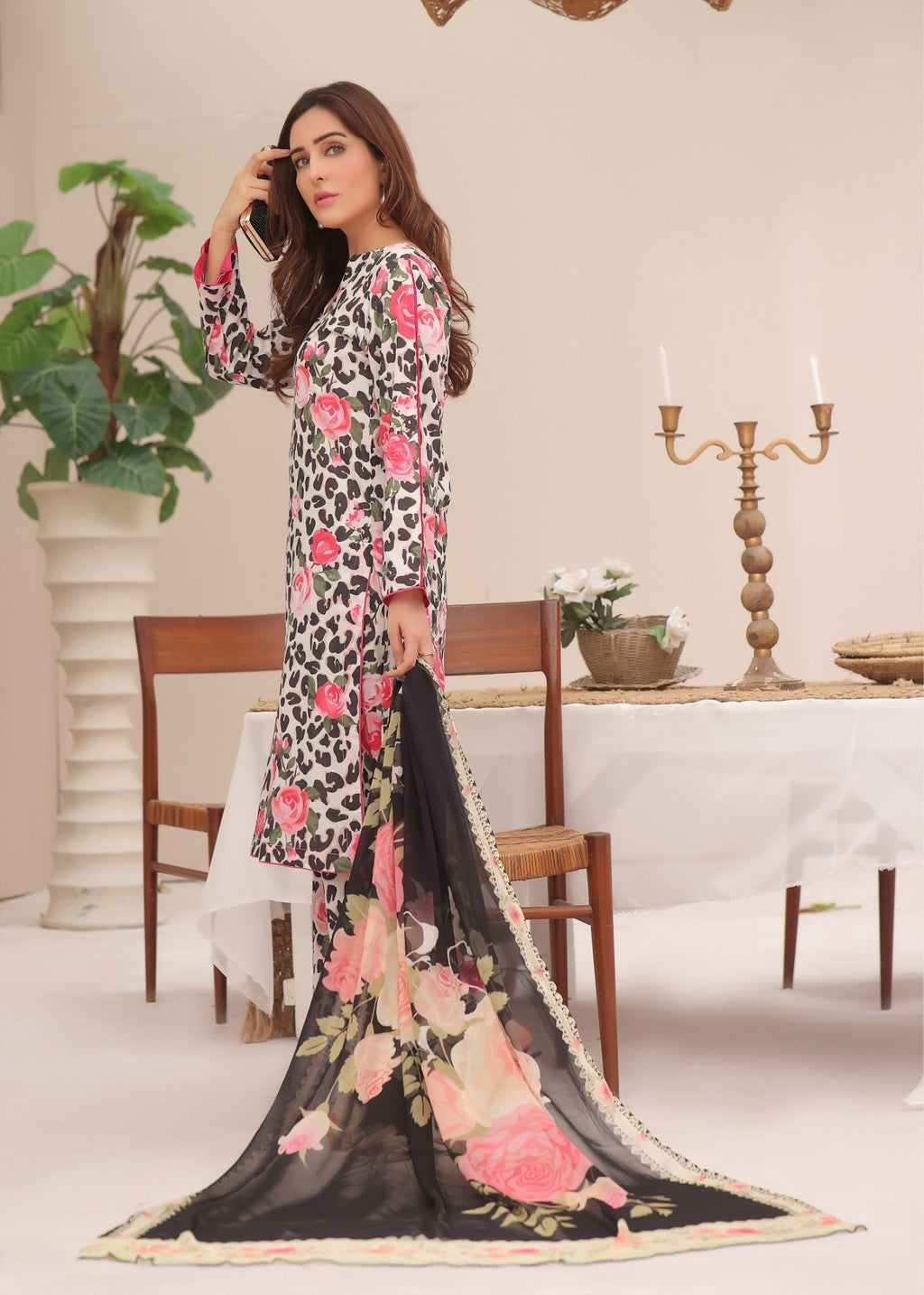 Feathers Farasha Women 3pcs