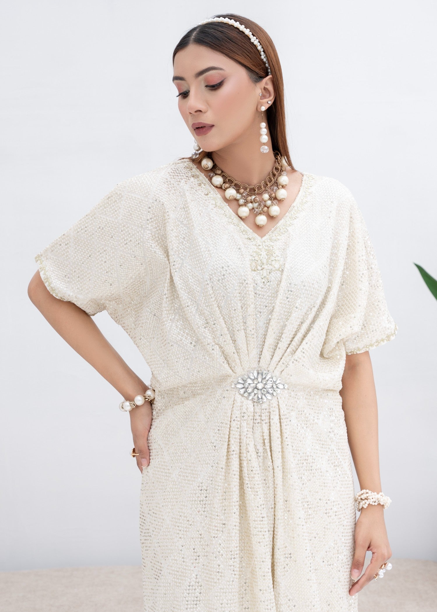 Mona Embroidery CELESTIAL CHARM OFF WHITE Women 2pcs