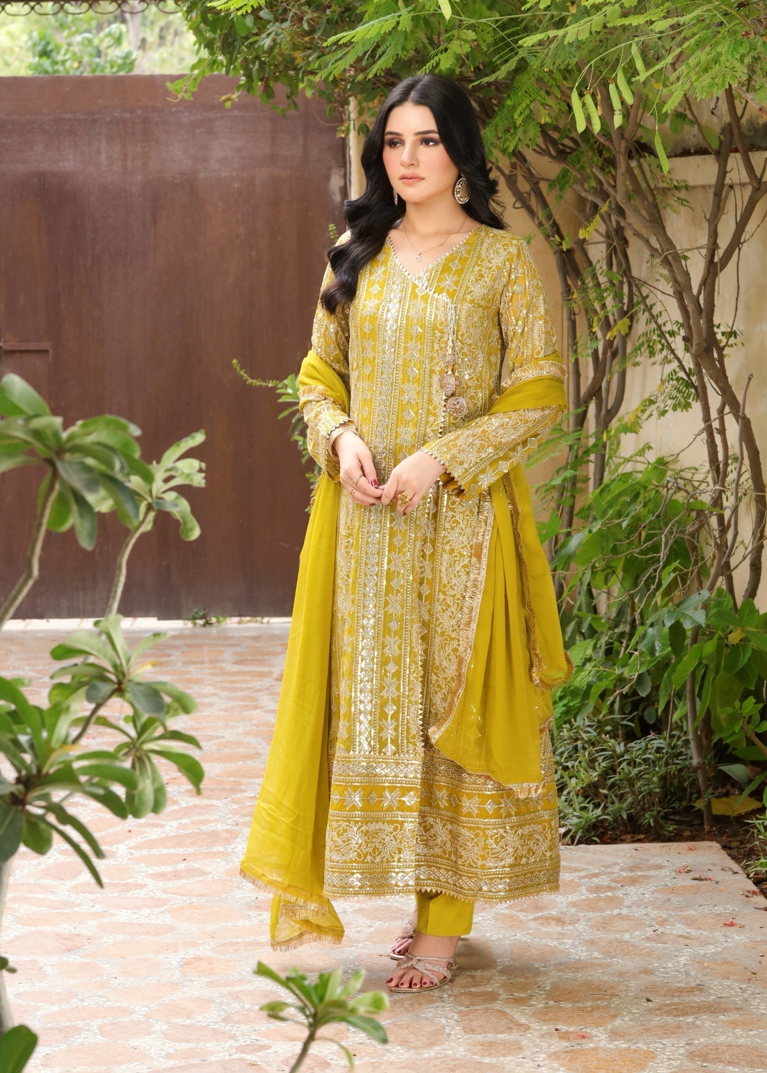 Mona Embroidery DIVINE DHANI Women 3pcs