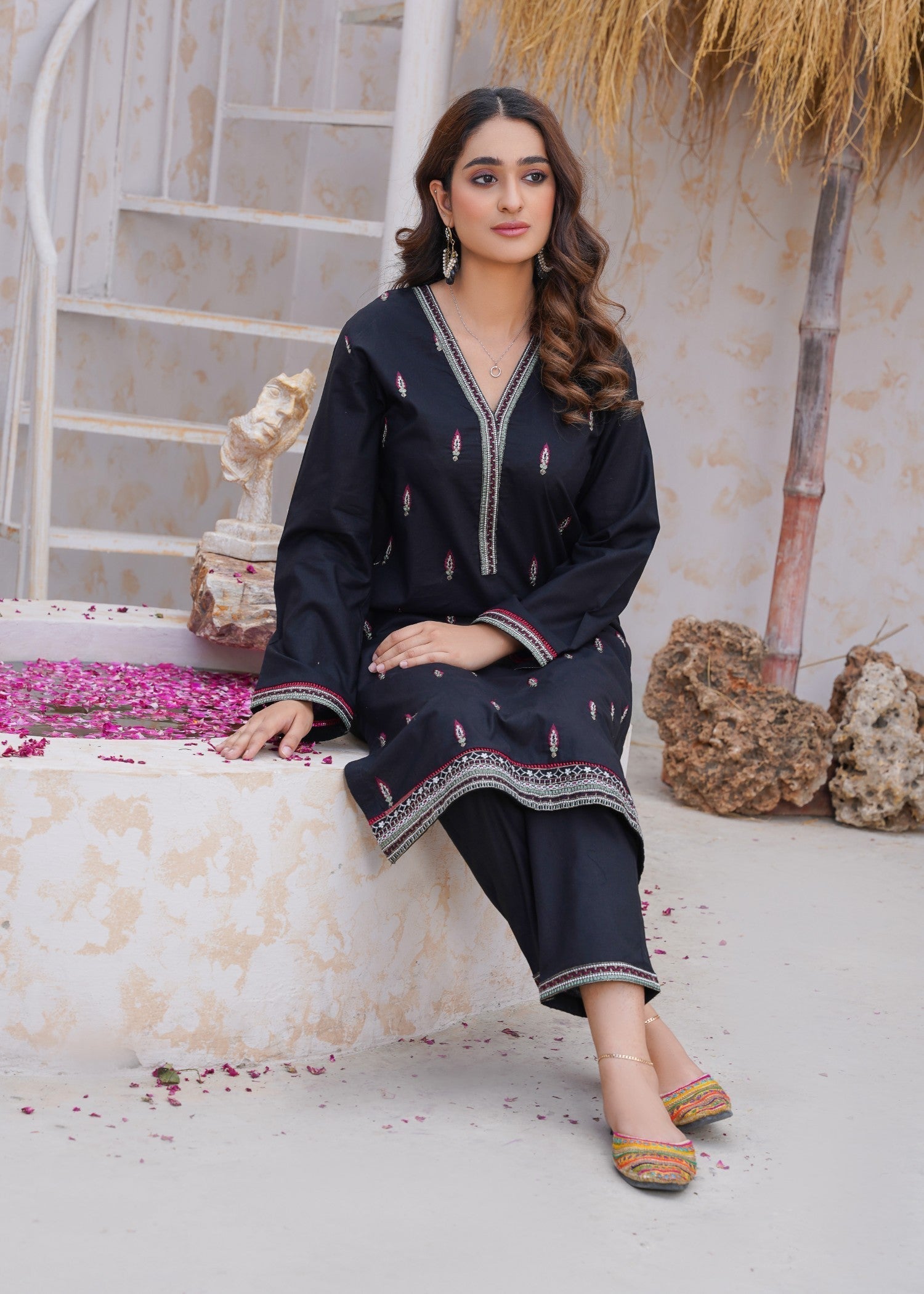 Damask Clothing Studio Parizey Women 2pcs