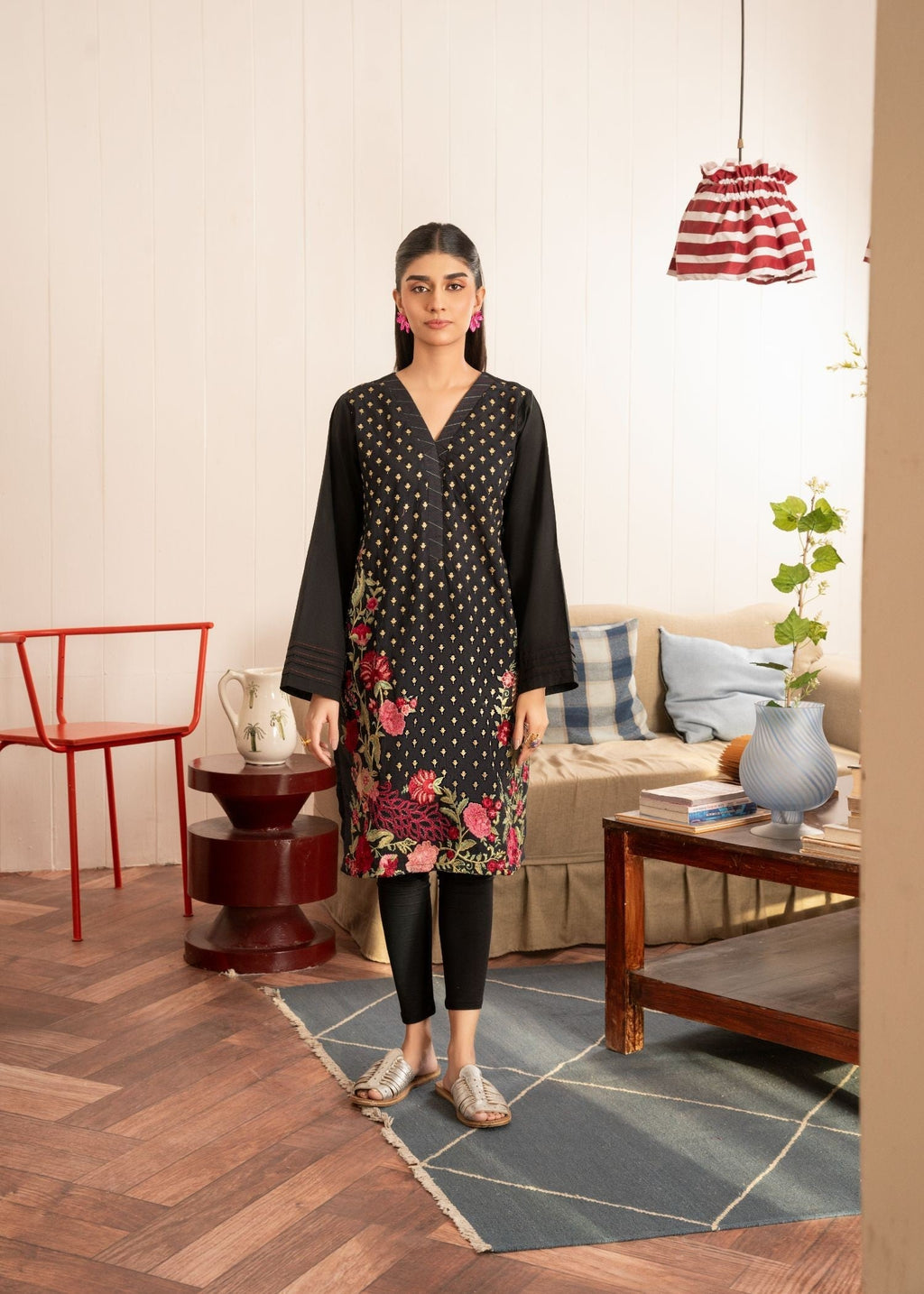 Anaya Basic BLACK FLORAL KURTA Women 1pcs